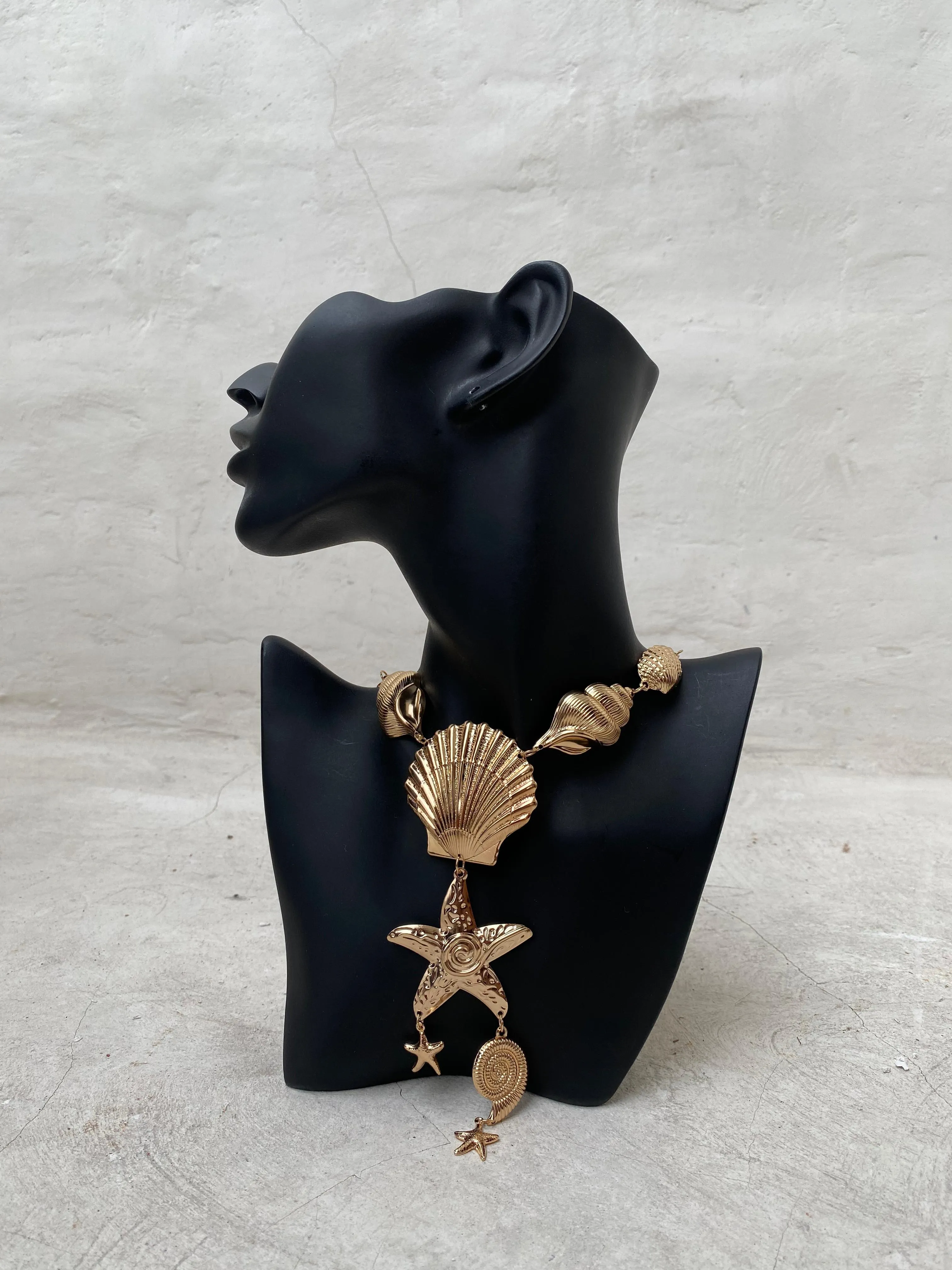 Gold Shells Necklace