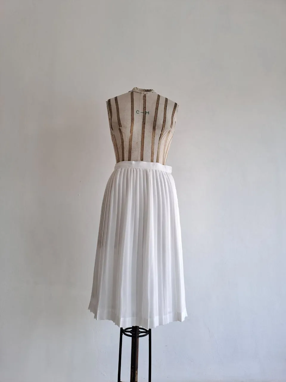 White SIlk Plisee Skirt