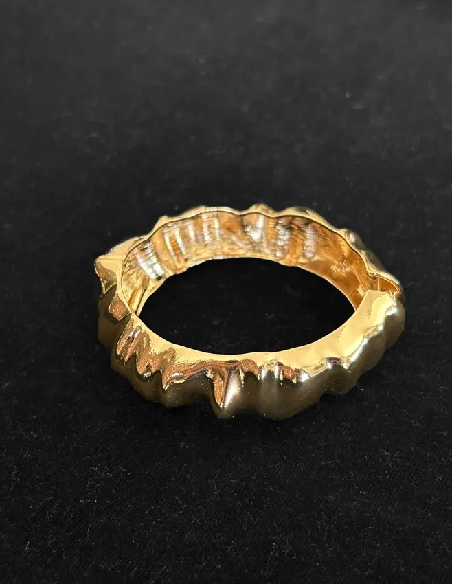 Gold Crinkle Bangle