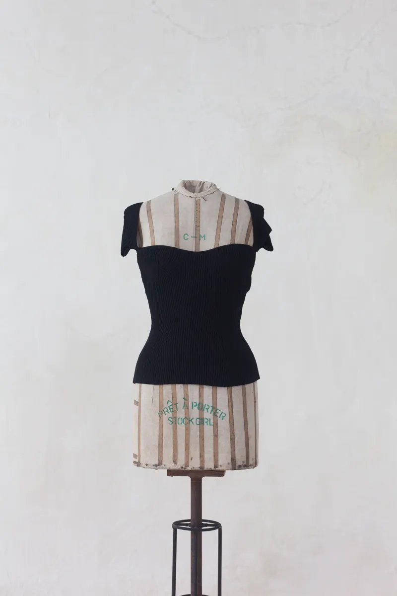 Black Knitted Short Sleeved Top