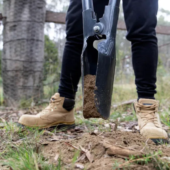 Post hole pincer / clam shovel