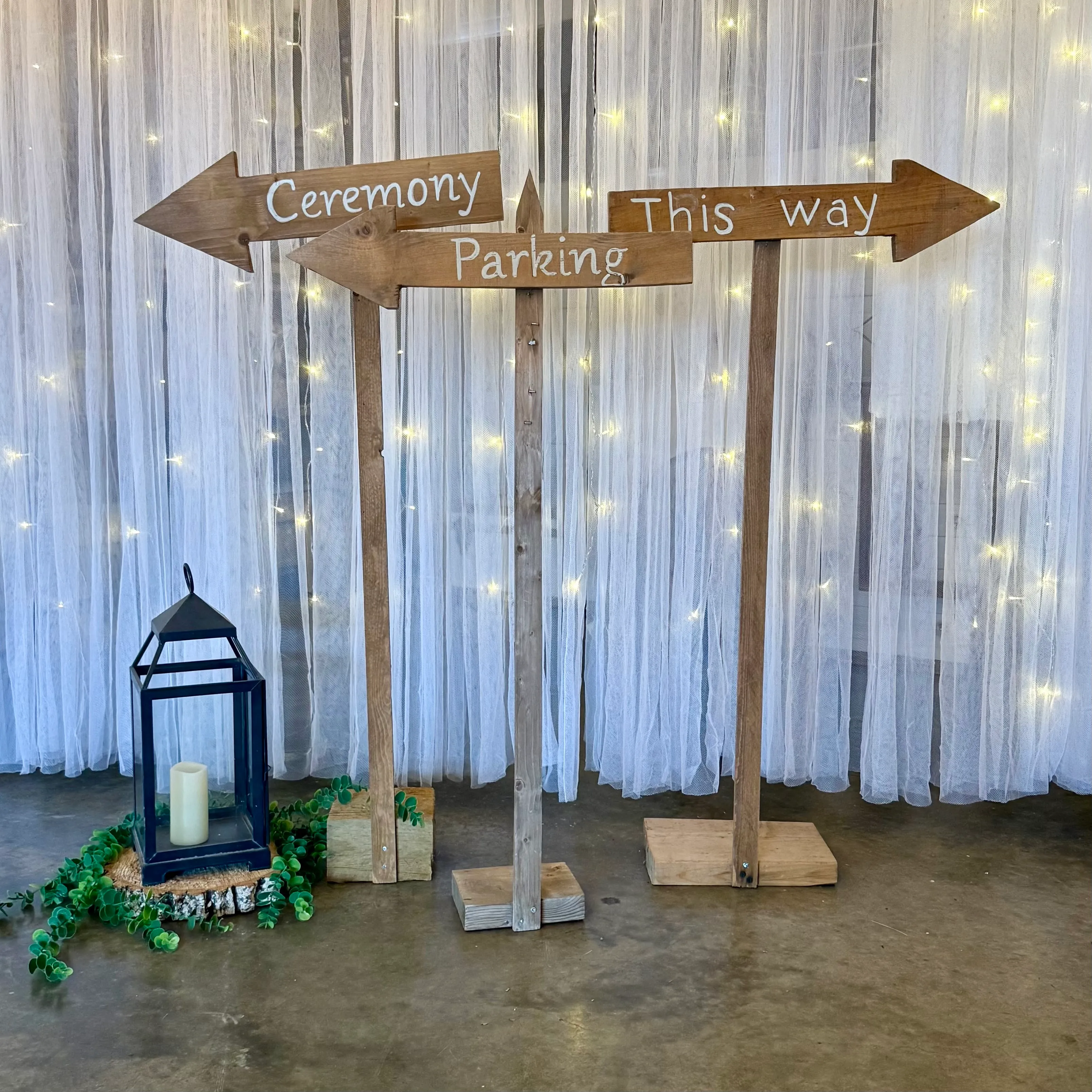 Free Standing Wood Arrow Signs