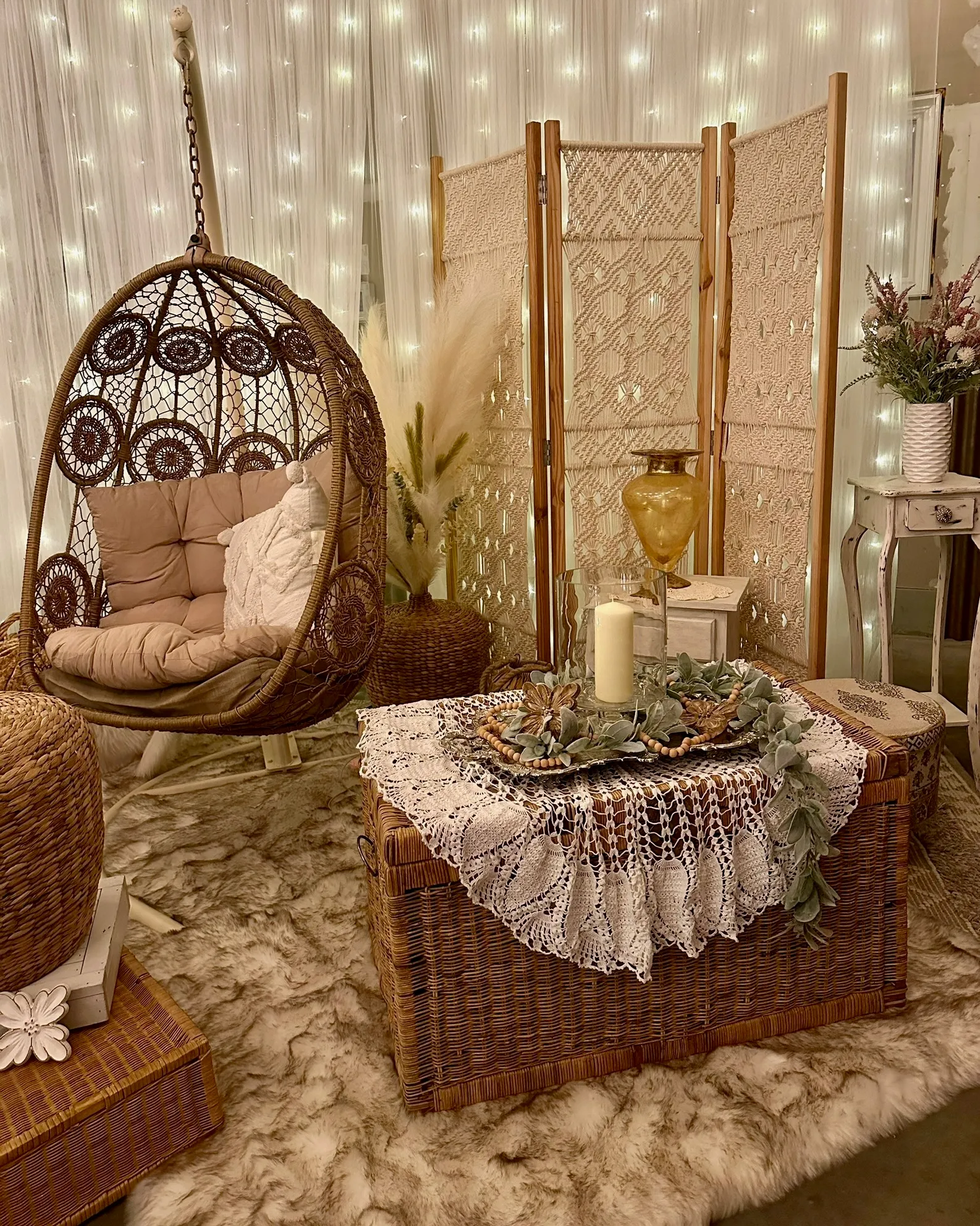 Hanging Egg Chair With Stand (Brown/Ivory)