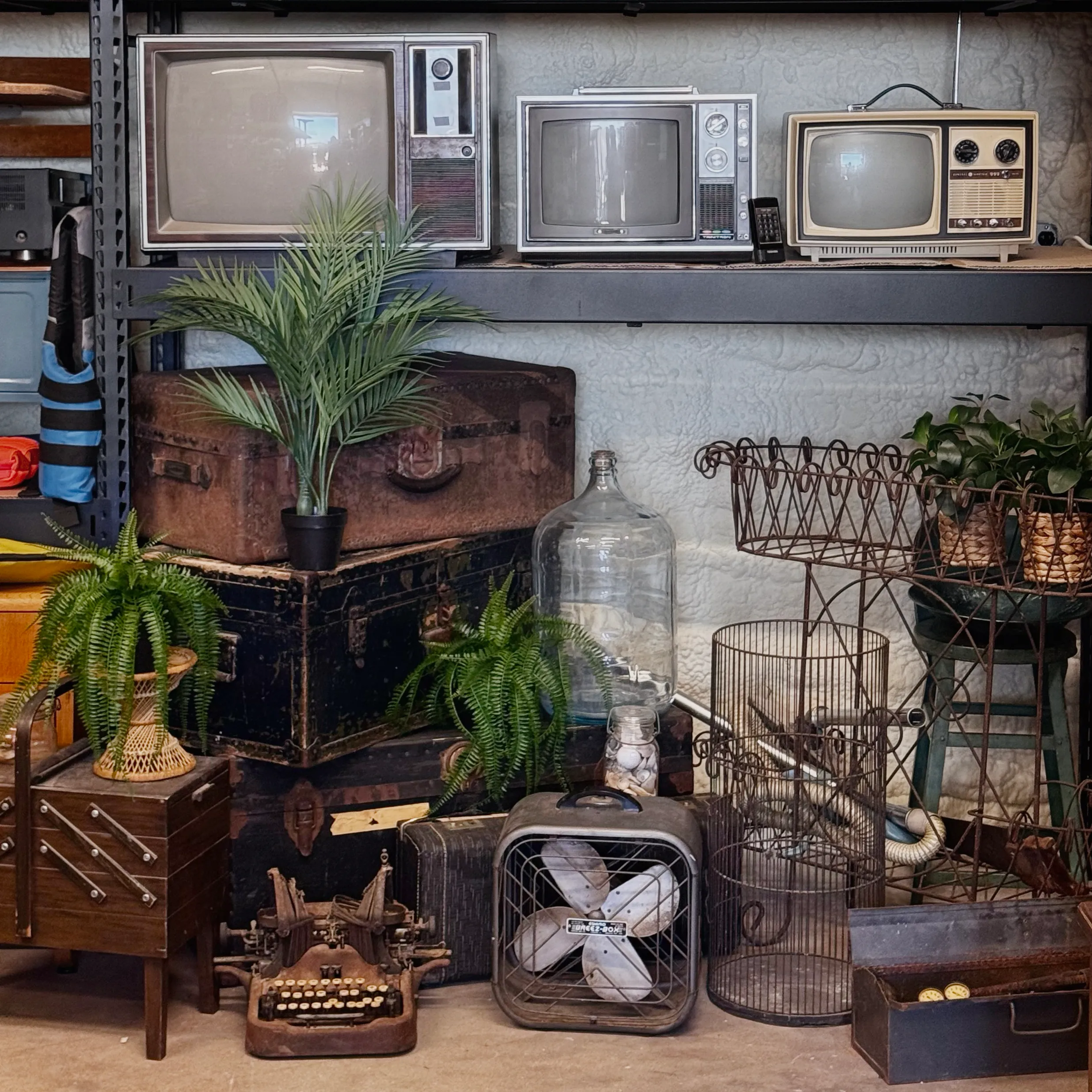 Garage & Attic Set Dressing