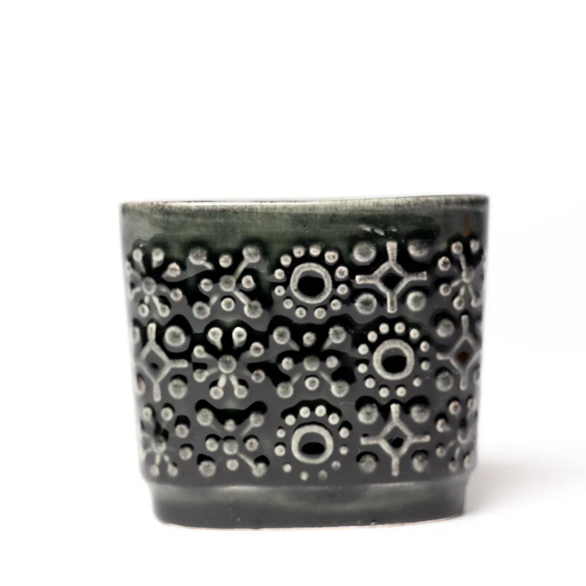 Kilrush of Ireland Mini Pot Black with Celtic Design