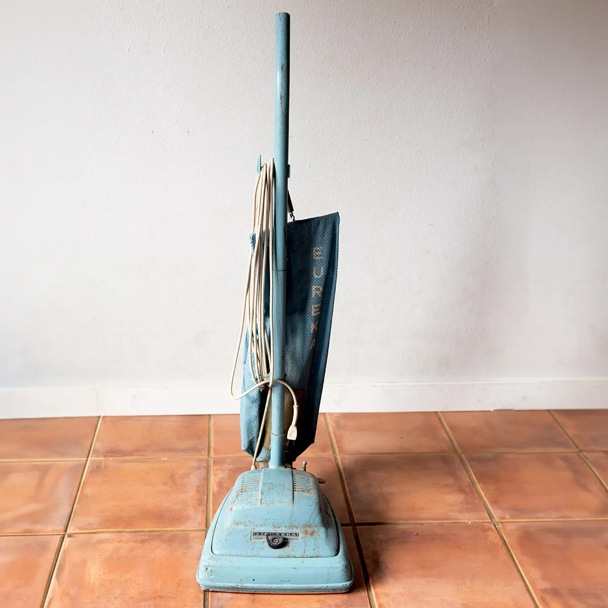 Housewares Cleaning: Baby Blue Vintage Eureka Vacuum Cleaner Carpet Cleaner, Metal, 70s, Vintage, Patina, Rust - 45" x 14" 