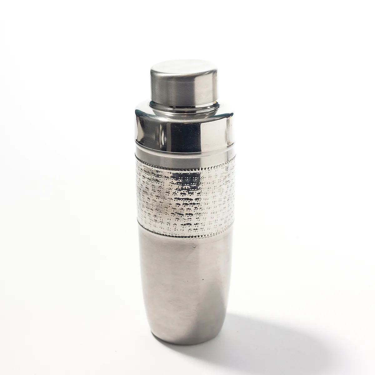 Medium Silver Cocktail Shaker with Cap and Hammered Detail Around The Middle, Vintage - 10" x 4"