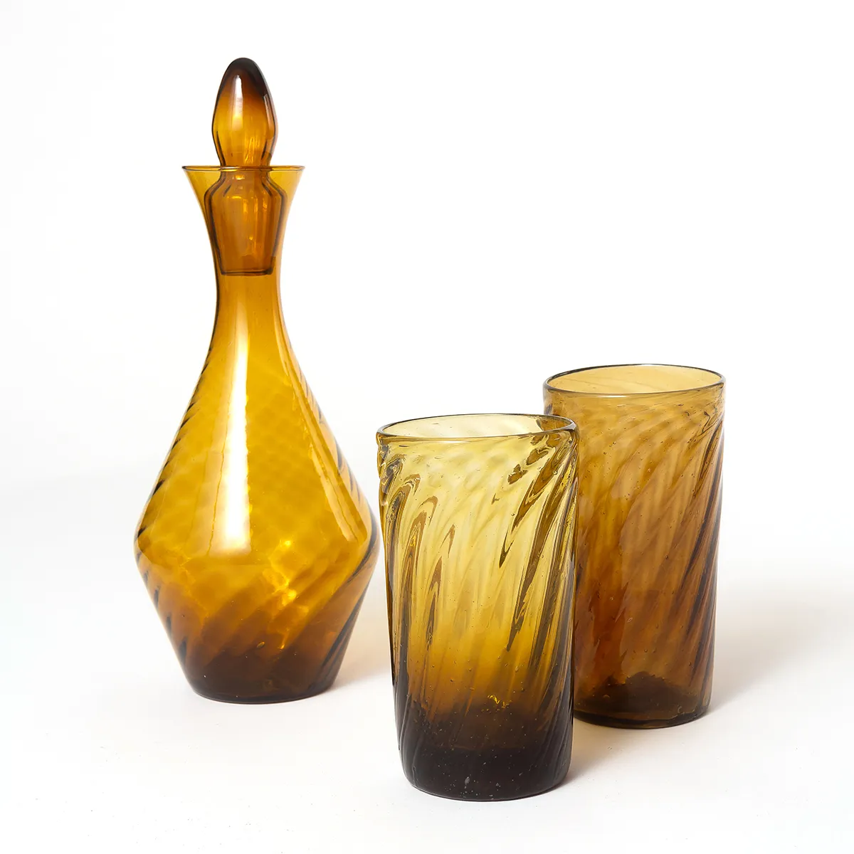 Amber swirl drinking glasses - 6"x 3"