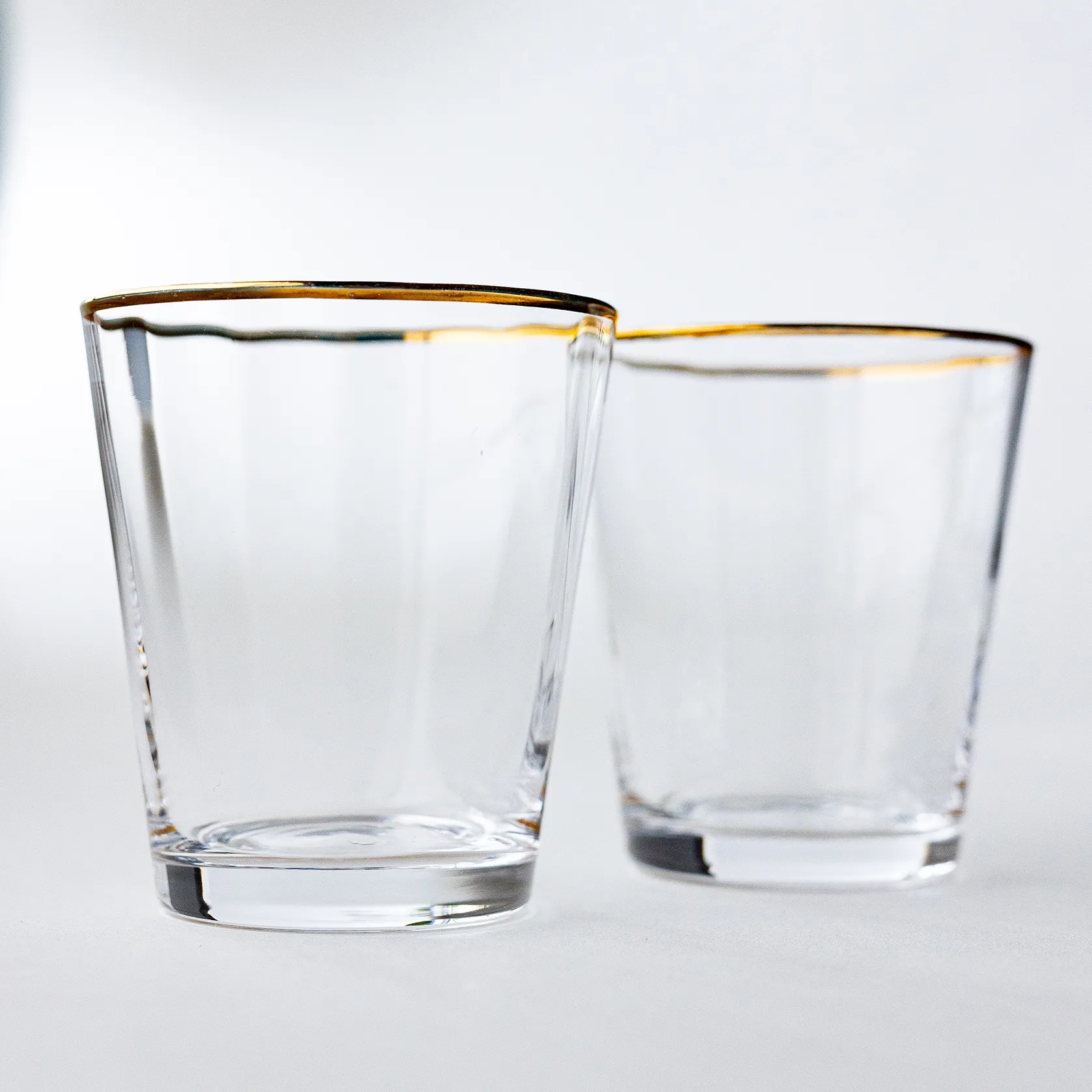 Simple Gold Rimmed Juice 3.5" x 3"