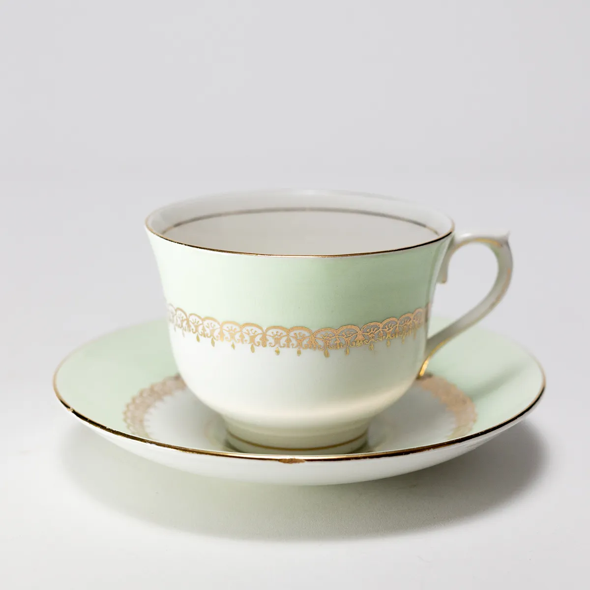 Bone China Teacup/Saucer Lime Cream & White