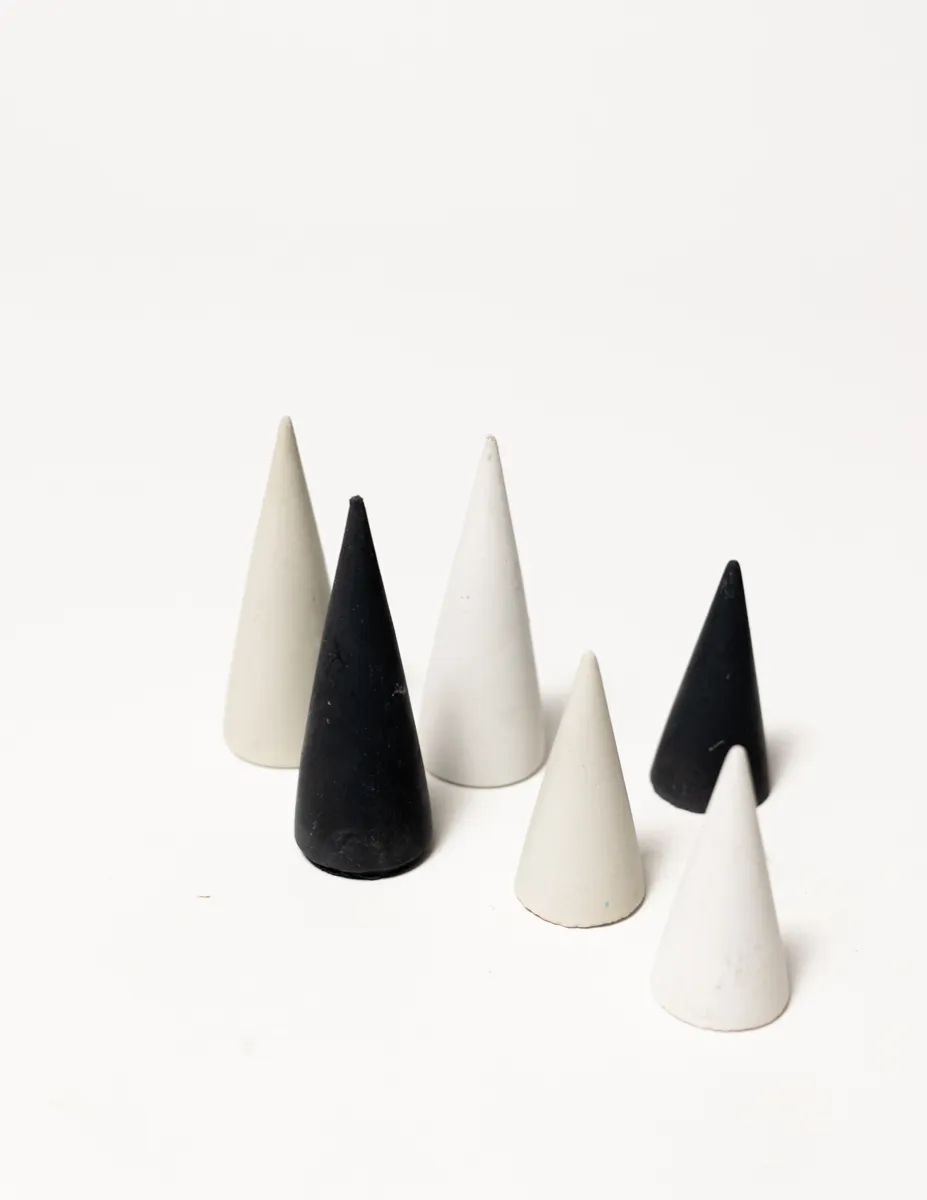 Small Concrete Spires 2 Dark Gray and 4 Light Gray Ring Tree