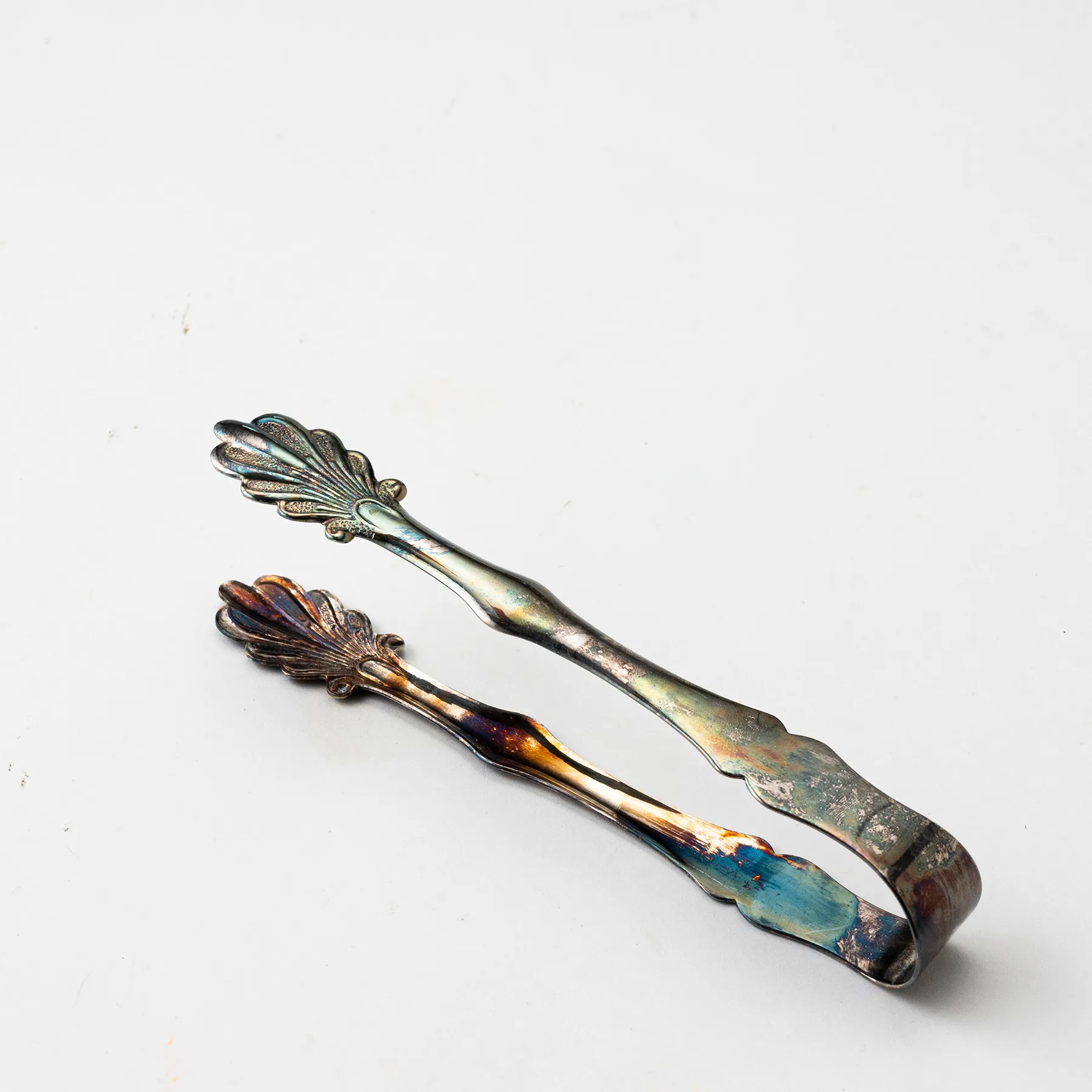 Silver Ice Bucket Tongs - 7"