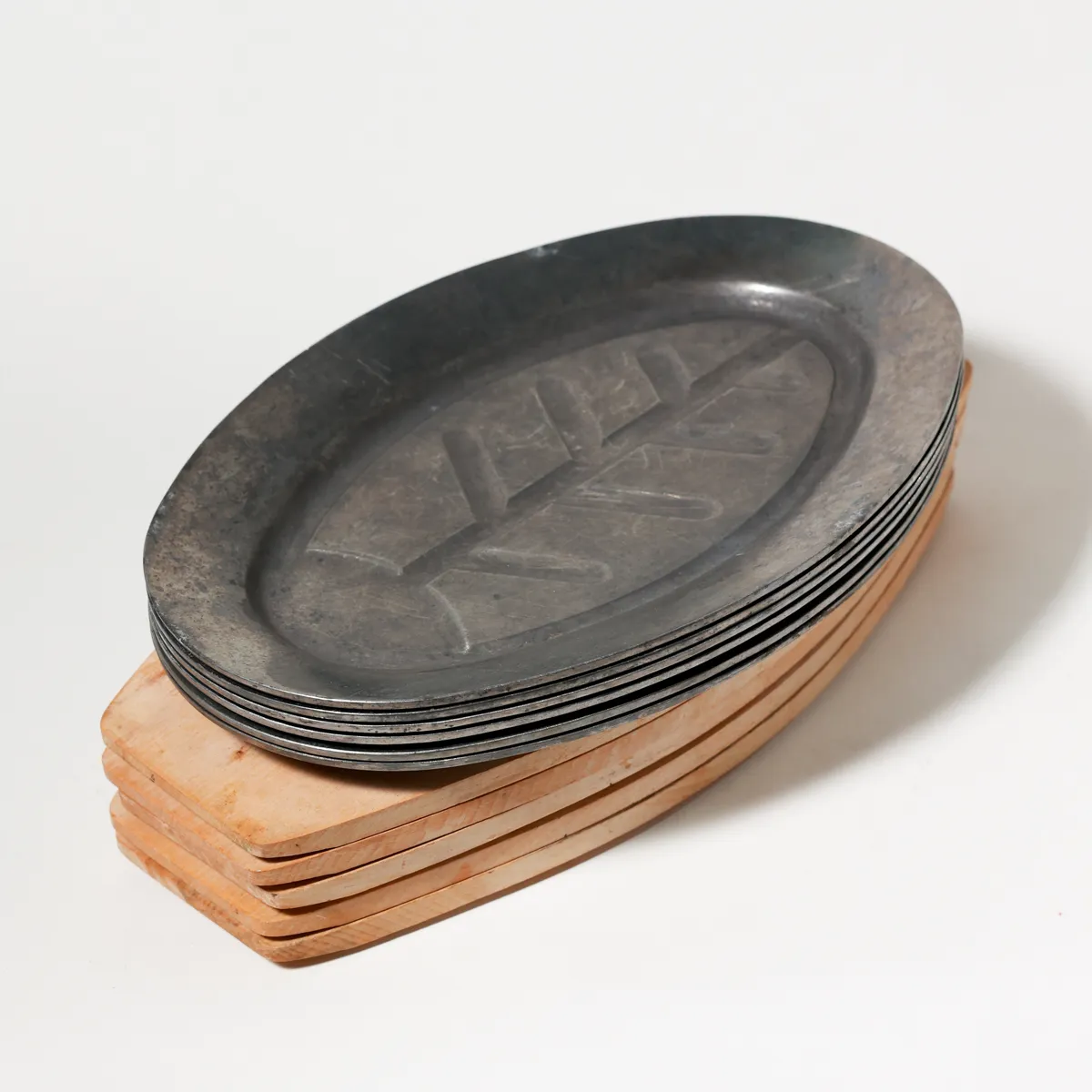 Vintage Cast Iron Oval Sizzle Platter Wood Handle, Fajitas