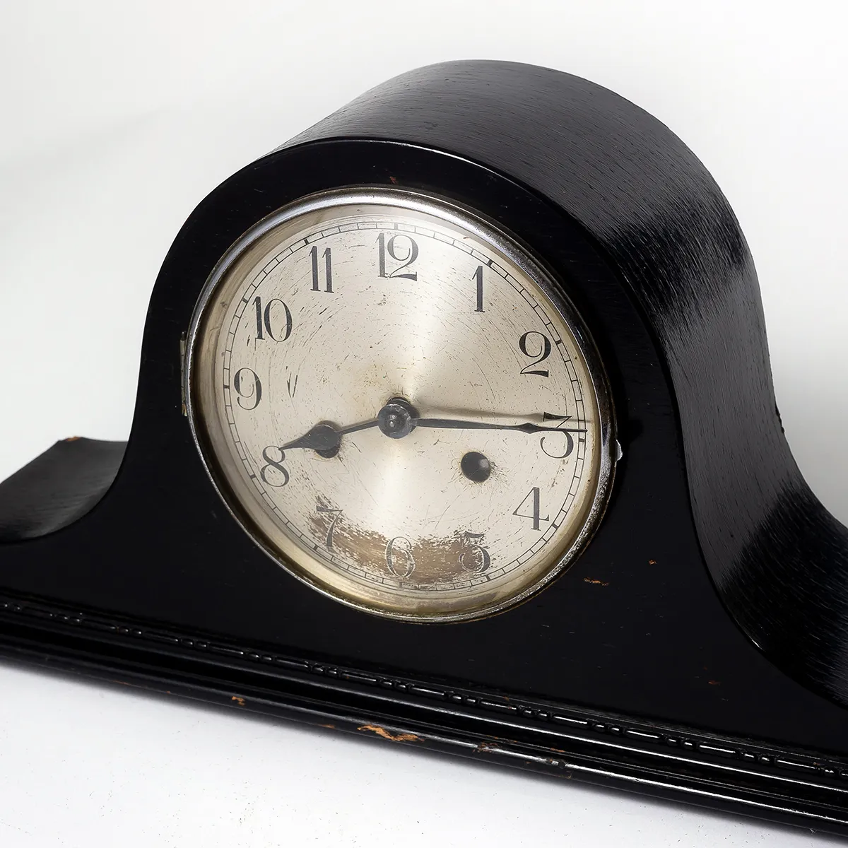 Seth Thomas Dark Mahogany Tambour Mantel Clock - 17.25 x 8.5"