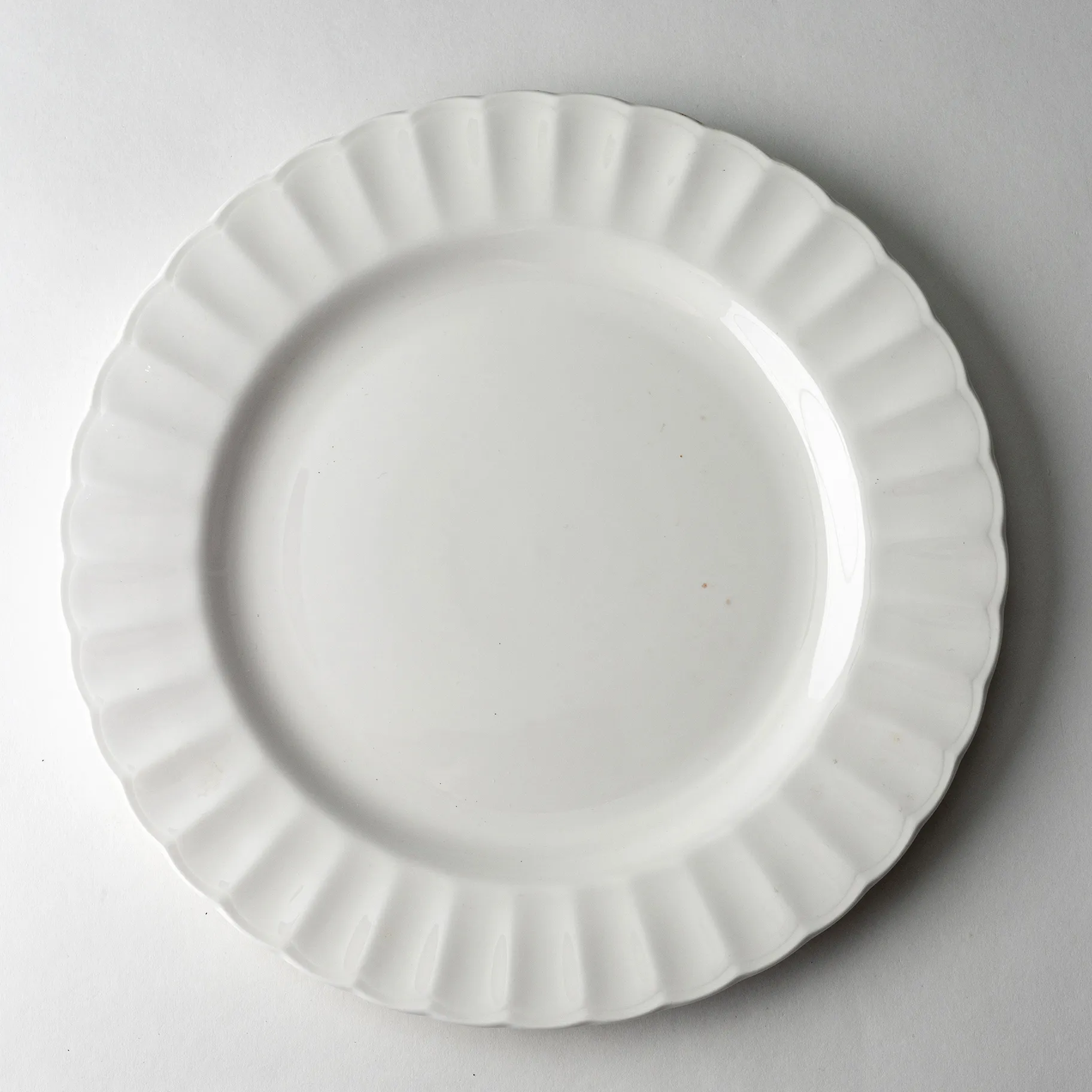 White Dinner Plate with Thumbprint Scalloped Rim - 1" x 10.75"
