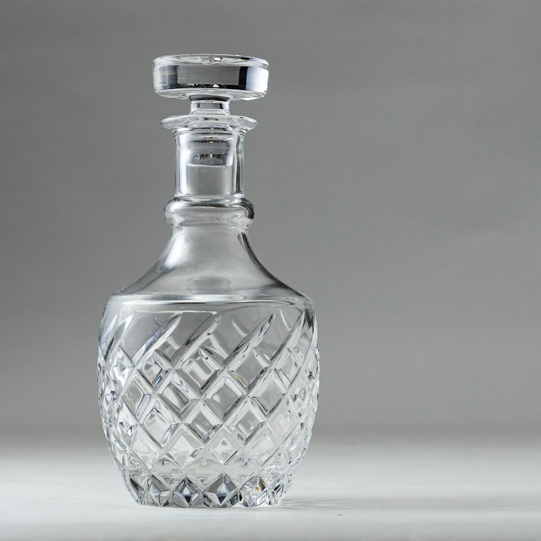 Pineapple Shaped Whiskey Decanter - 9" x 4.5"