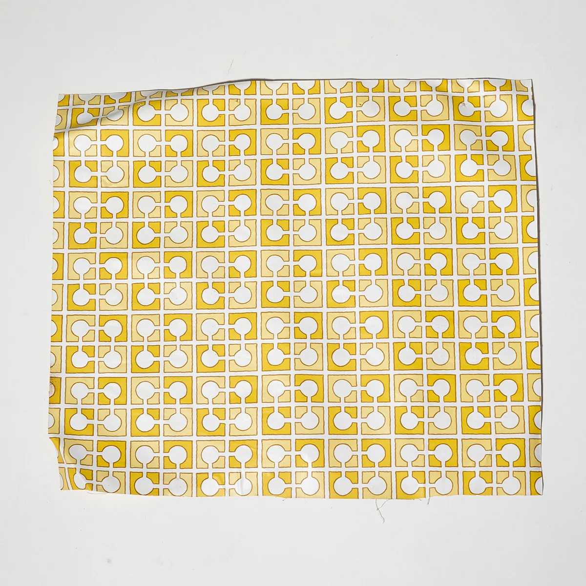 Wallpaper Remnant 1970s Shades of Yellow Circles on a grid