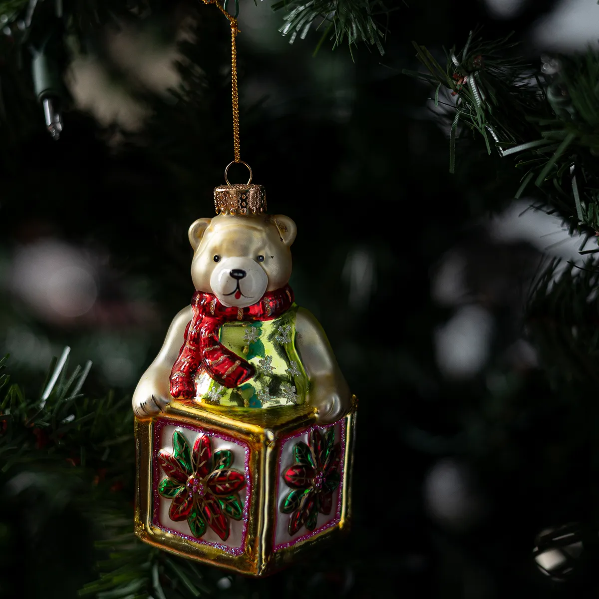 2007 Large Glass Bear Christmas Tree Ornament From Macy’s Holiday Lane