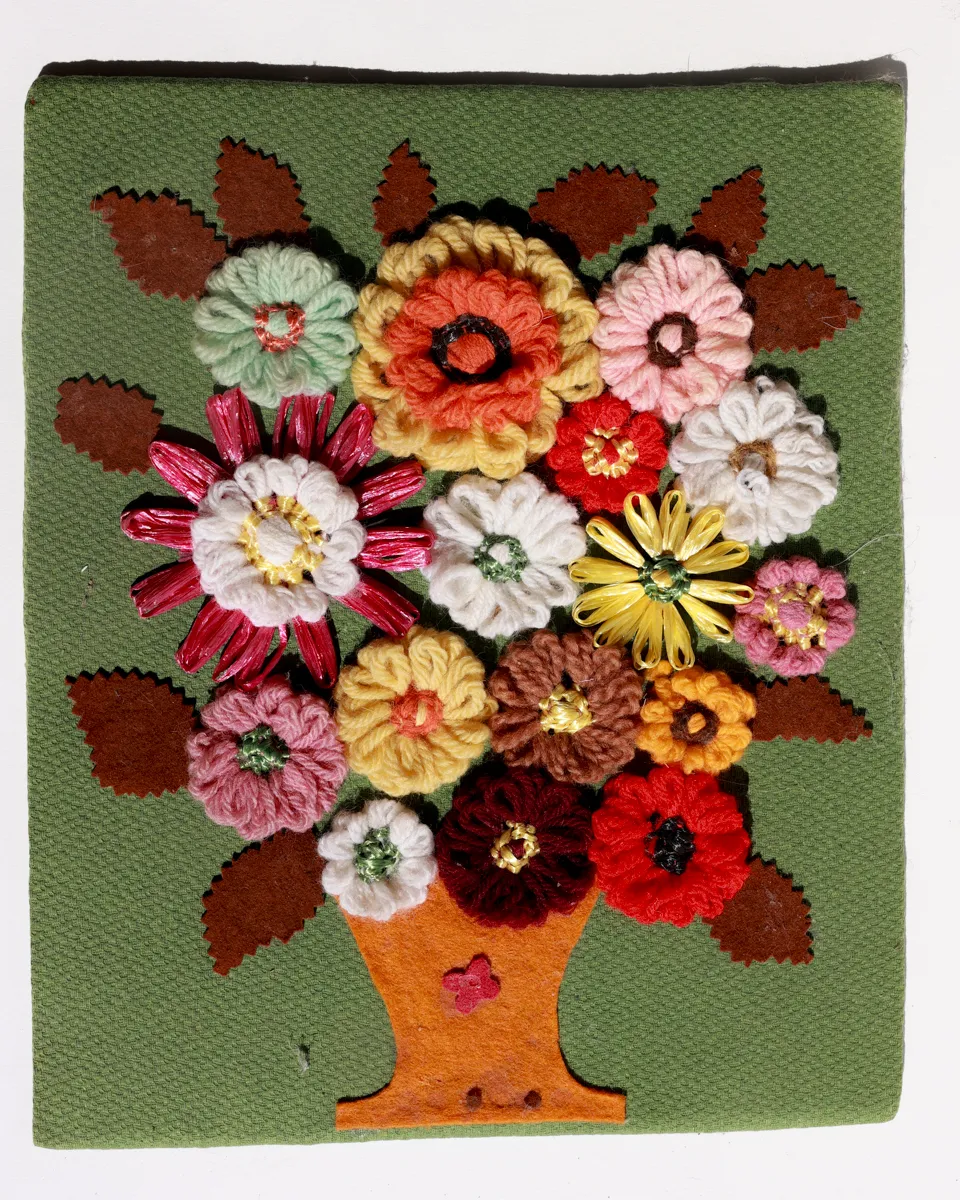 Mid Century modern 3D Floral Arrangement Needlework Embroidery Green Background