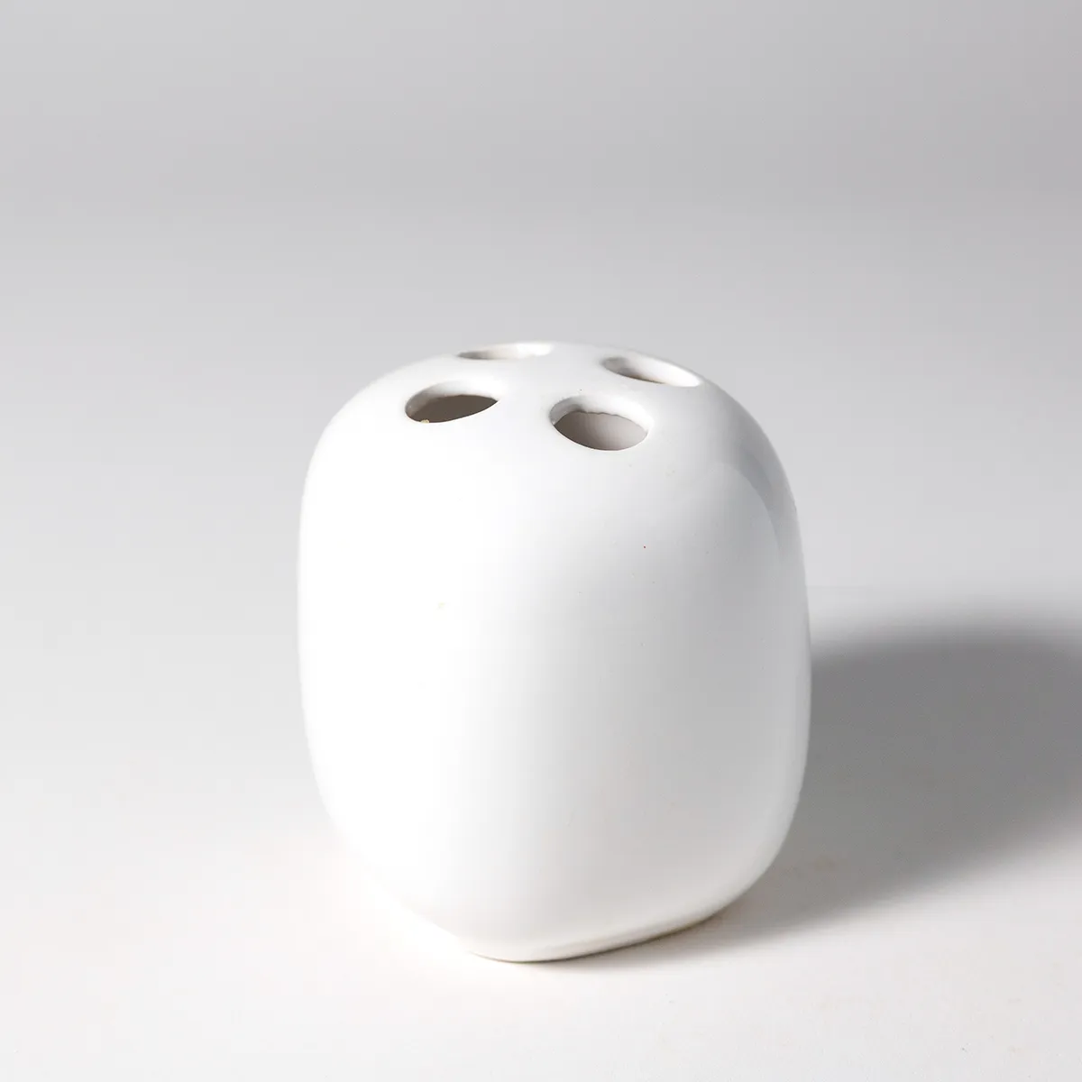 White Ceramic Toothbrush Holder