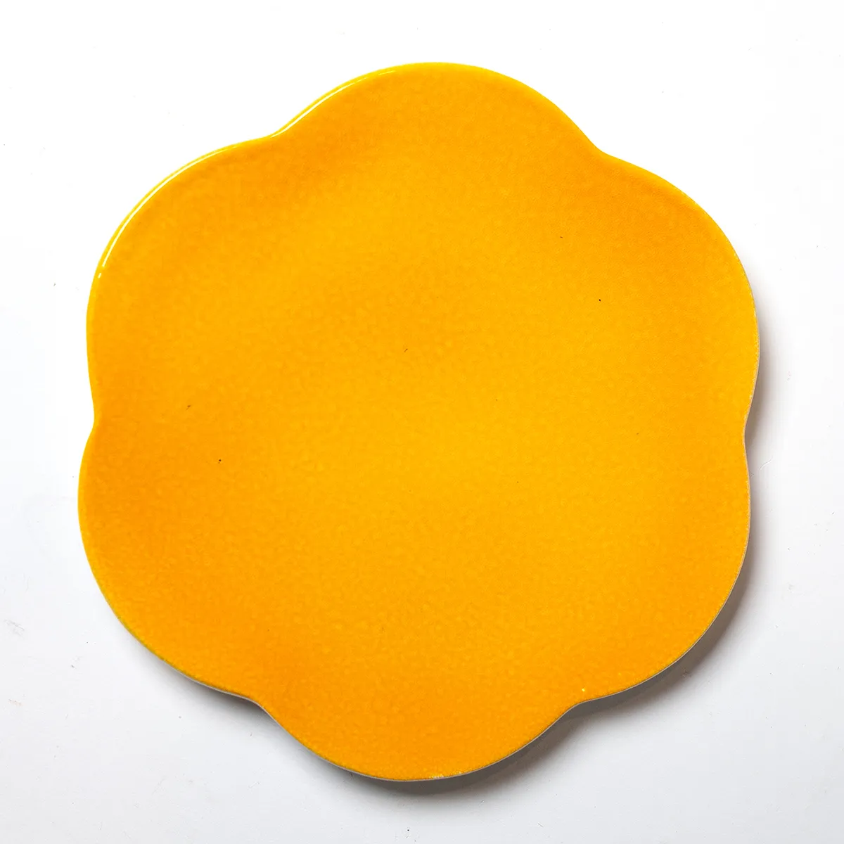 Scalloped Solid Yellow Ceramic Plate