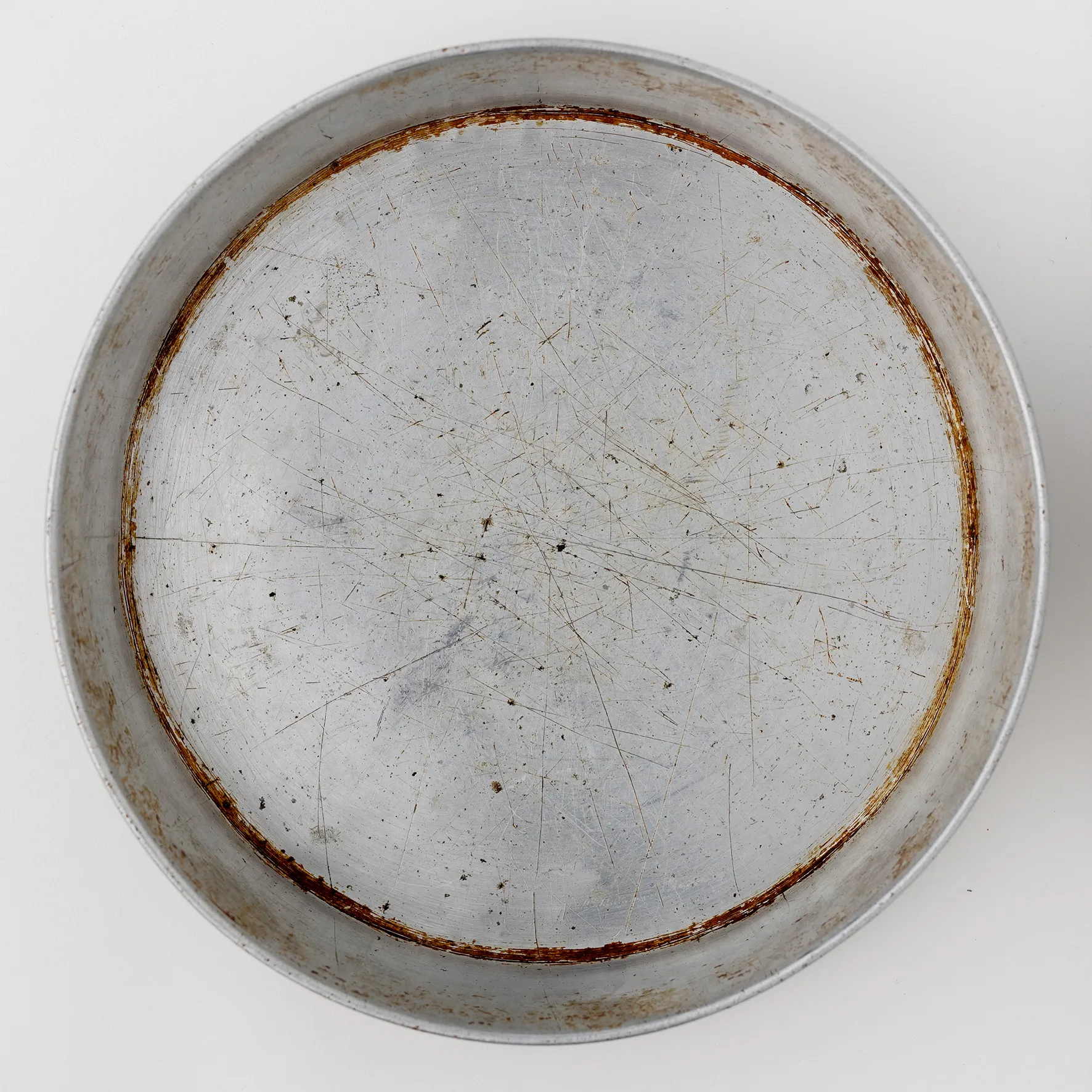 Beloved Cake Pan 8" x 1"