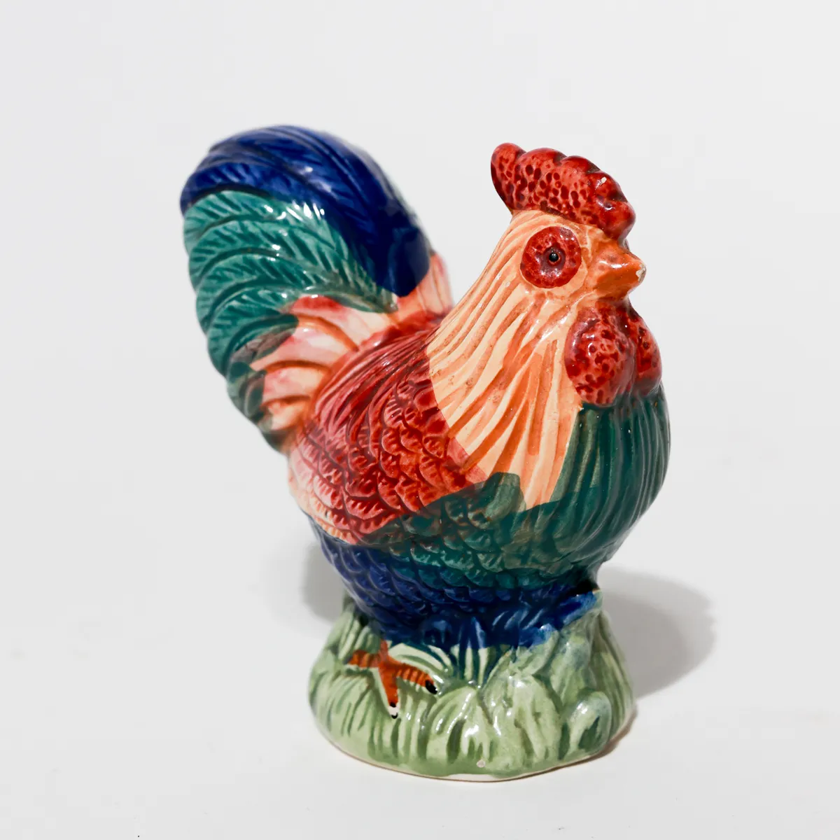 Vintage Majolica Ceramic Rooster Salt Pepper Shakers