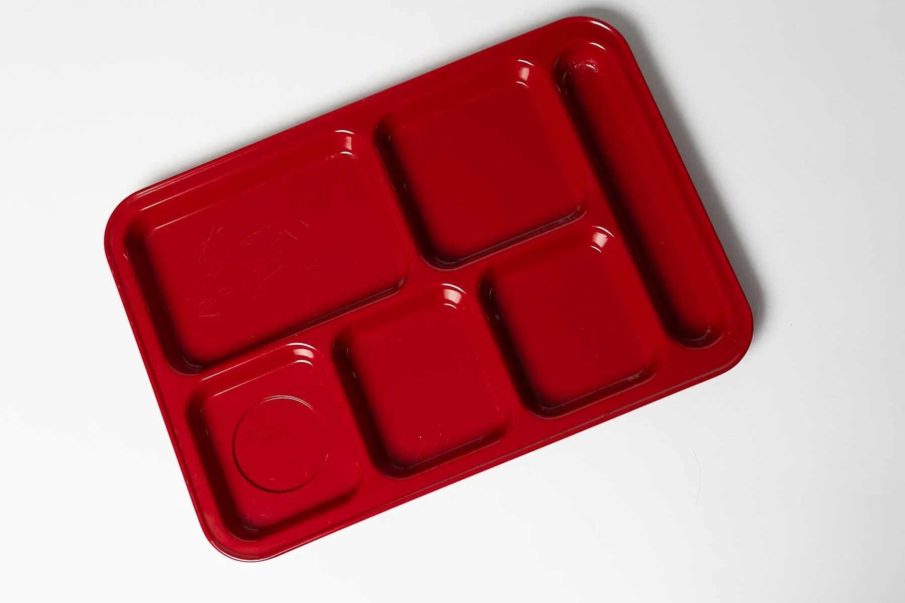 Left Handed Heavyweight 6 compartment Melamine Institutional Lunch Tray. Red Segmented, Large - 14.25" x 10"