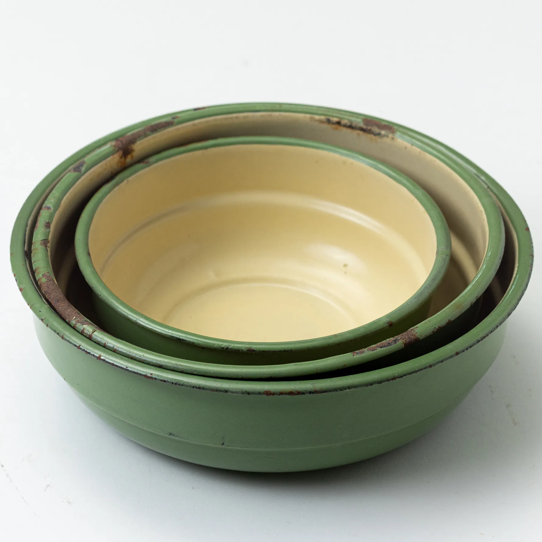 Set x 3 - Antique Green Enamel Coated Nesting Bowls