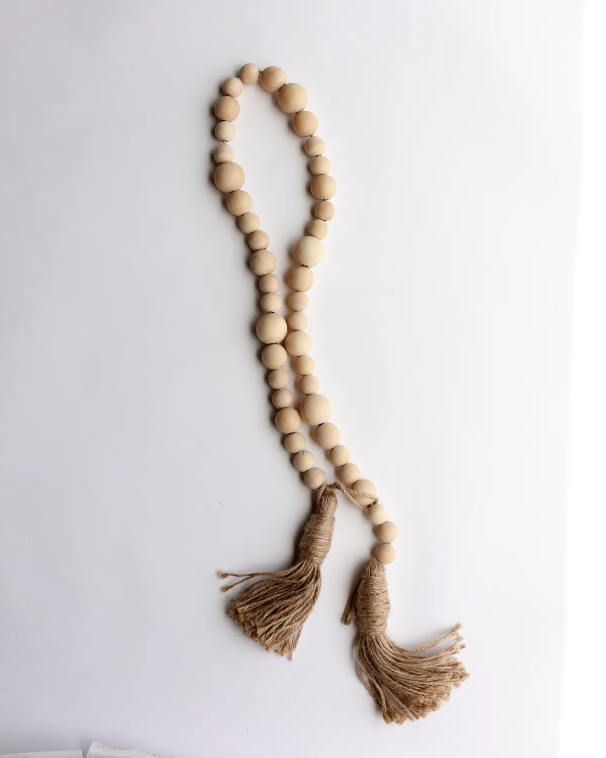 Boho Natural Wood Bead Jute Tassel Garland