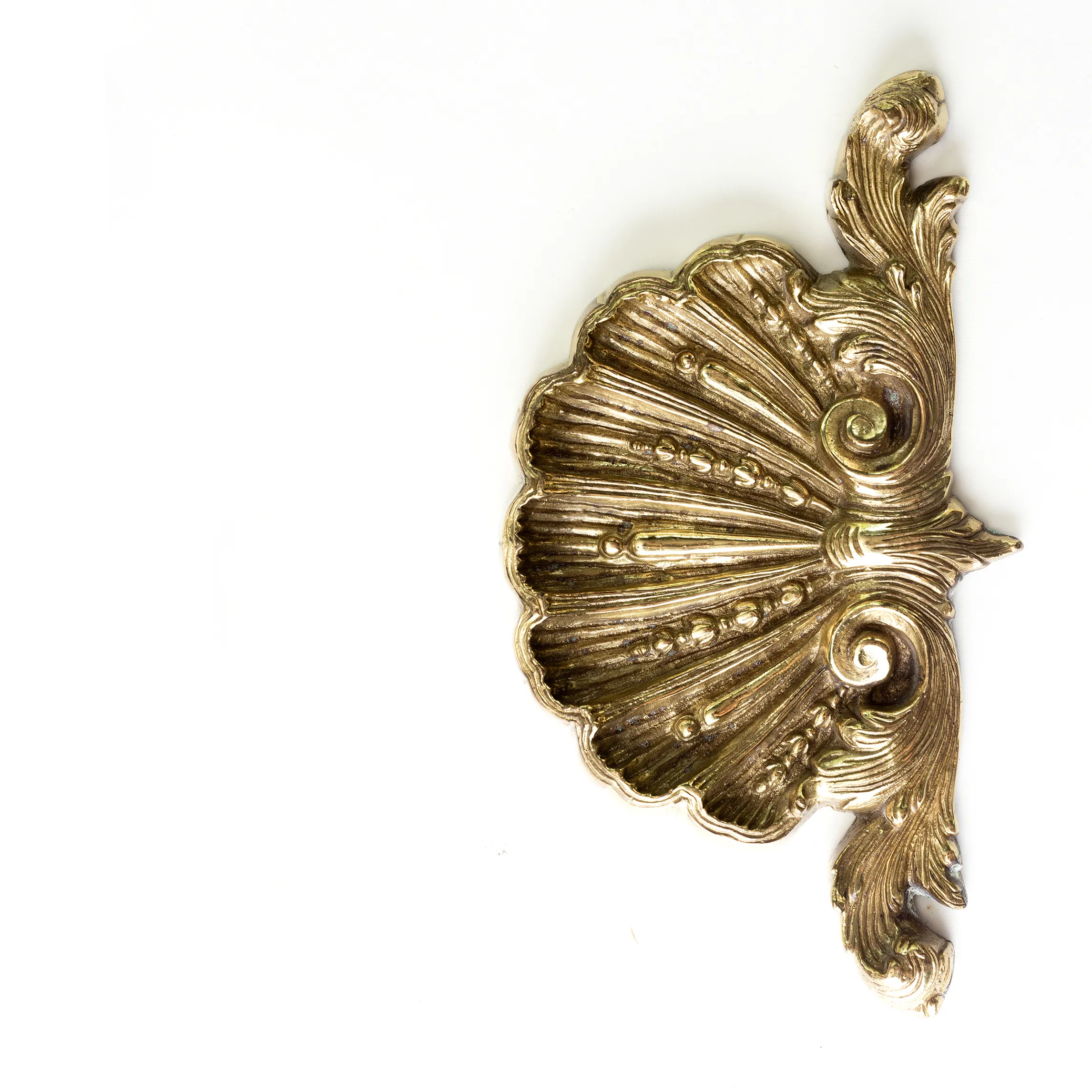 Gold Opulent Wall Art Oyster Plate - 9" x 5" 