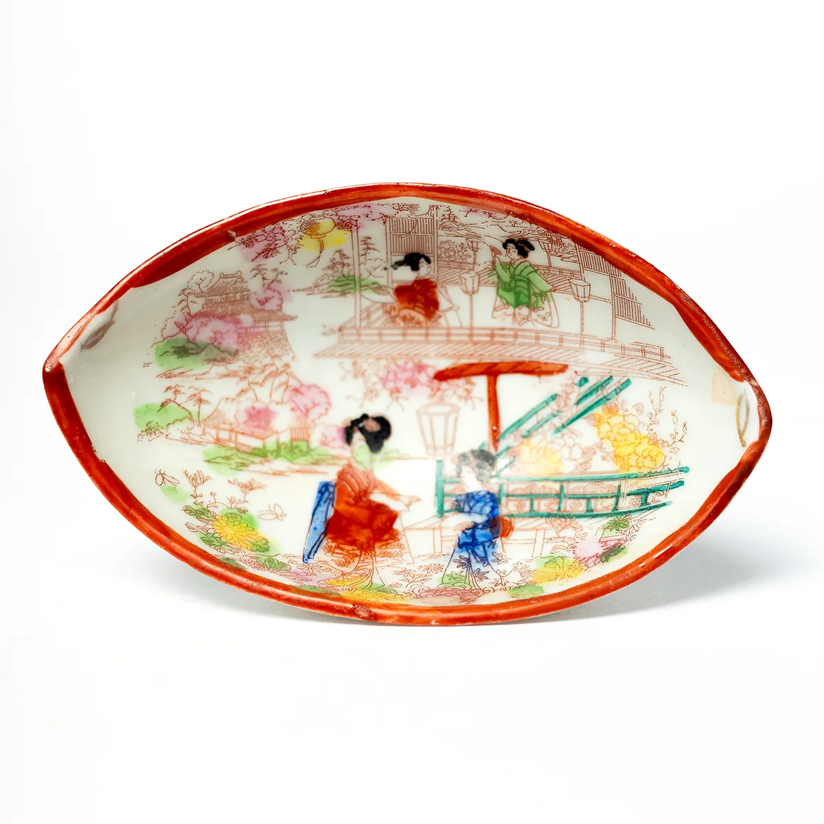 Antique Porcelain Oriental Asian Japanese Saucer Hand Painted Piece of Kutaniware featuring Geisha Design