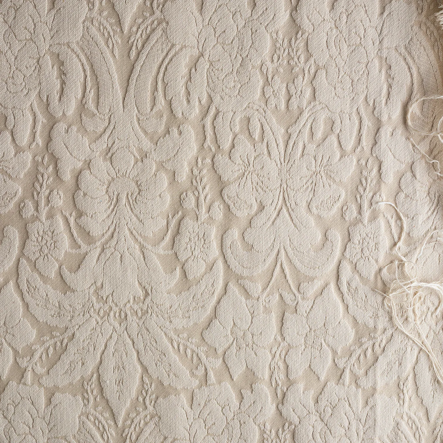 Vintage Cream Tapestry Textured Fabric - 4.5' x 5.5'