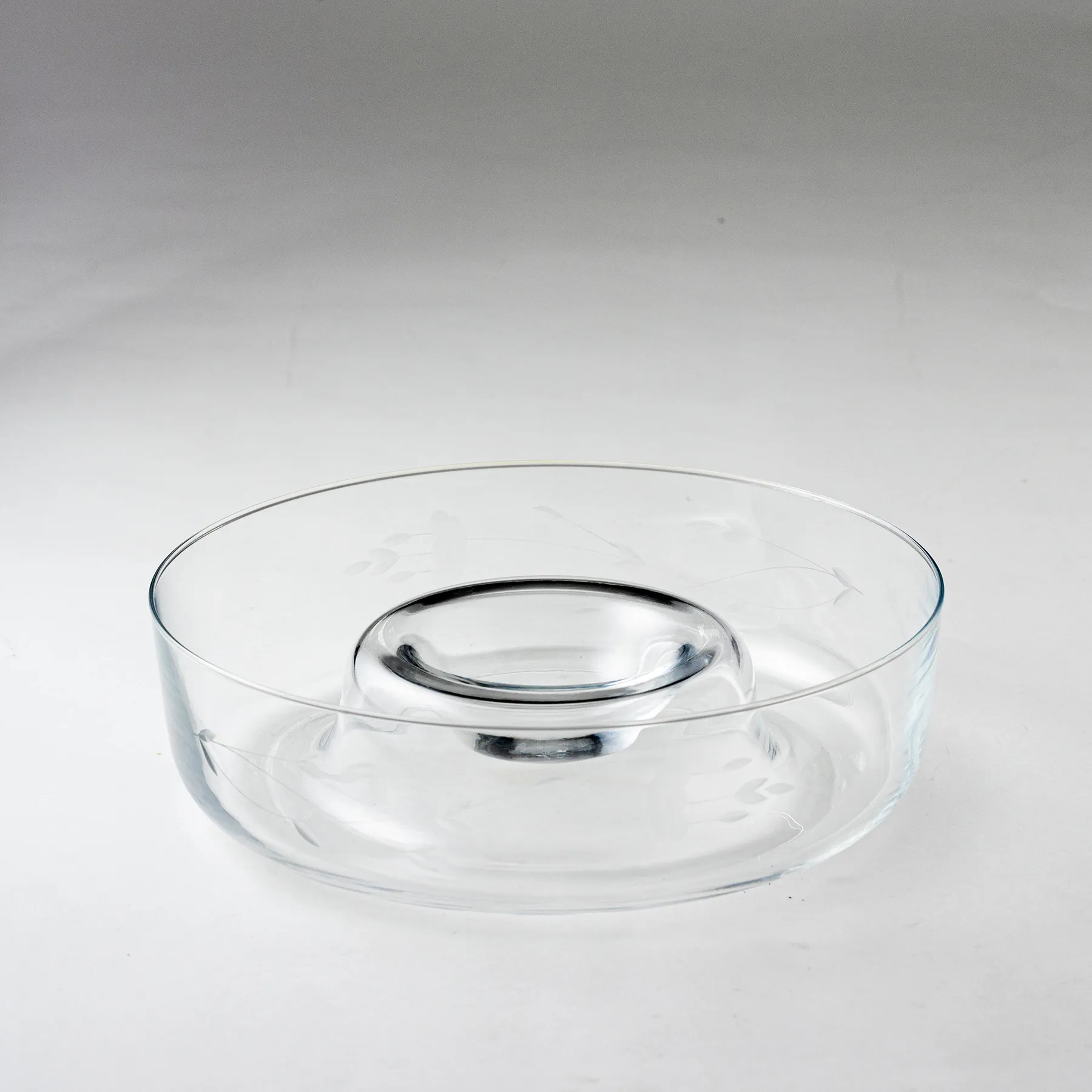 Princess House Chip and Dip Bowl - 11.25" x 3.25"