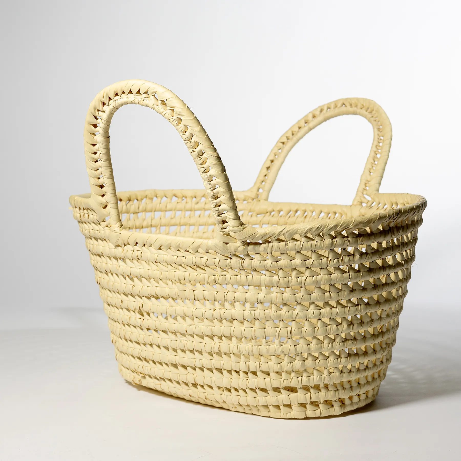 Basic Light Raffia, Straw, Wicker Beach Tote Large, Vintage - 20" x 9.5"