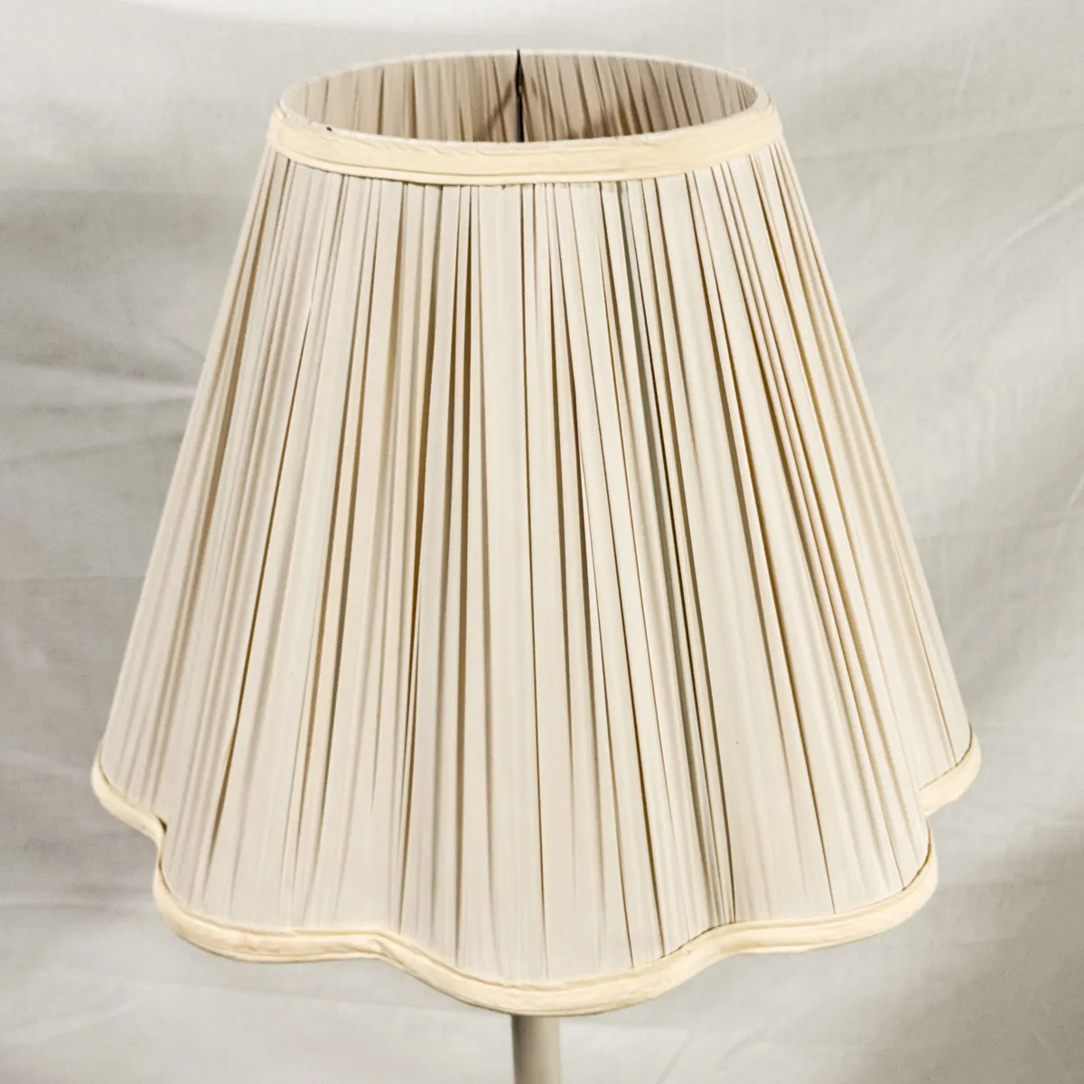 Lampshade Cream Bottom Scallop Gather Pleat Lamp Shade