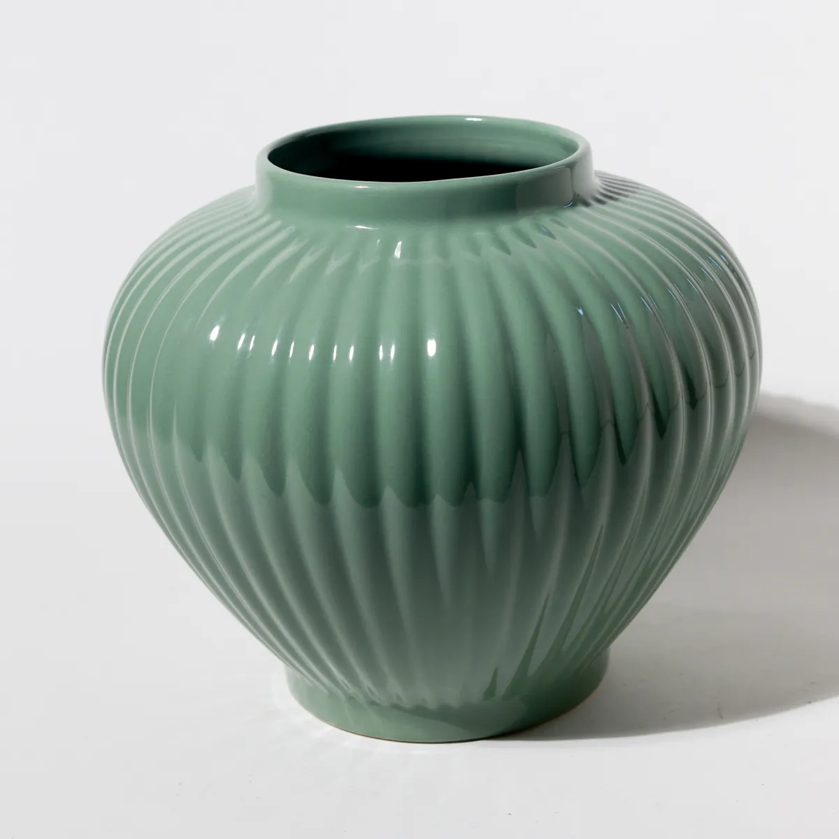 Celadon Green Ribbed Ceramic Vase Asian Style sea foam