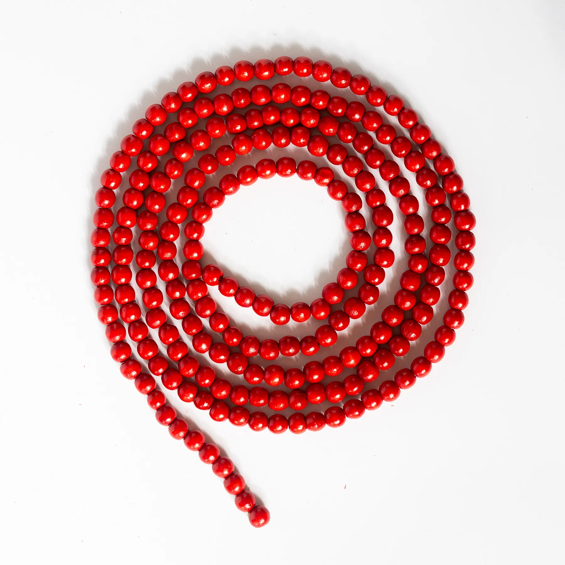 Retro Red Wooden 1/2 inch Beaded Garland Holiday Decor - 9'