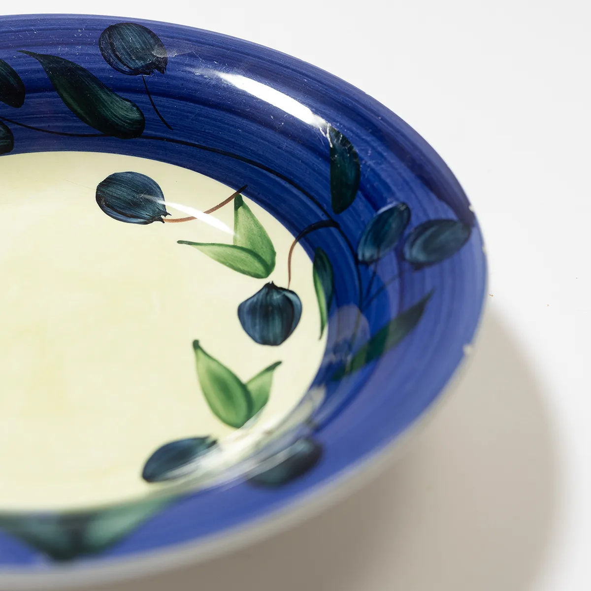 Tuscan Italian Large Pasta Bowls Cream with Blue berries Ceramic - 10" x 2"