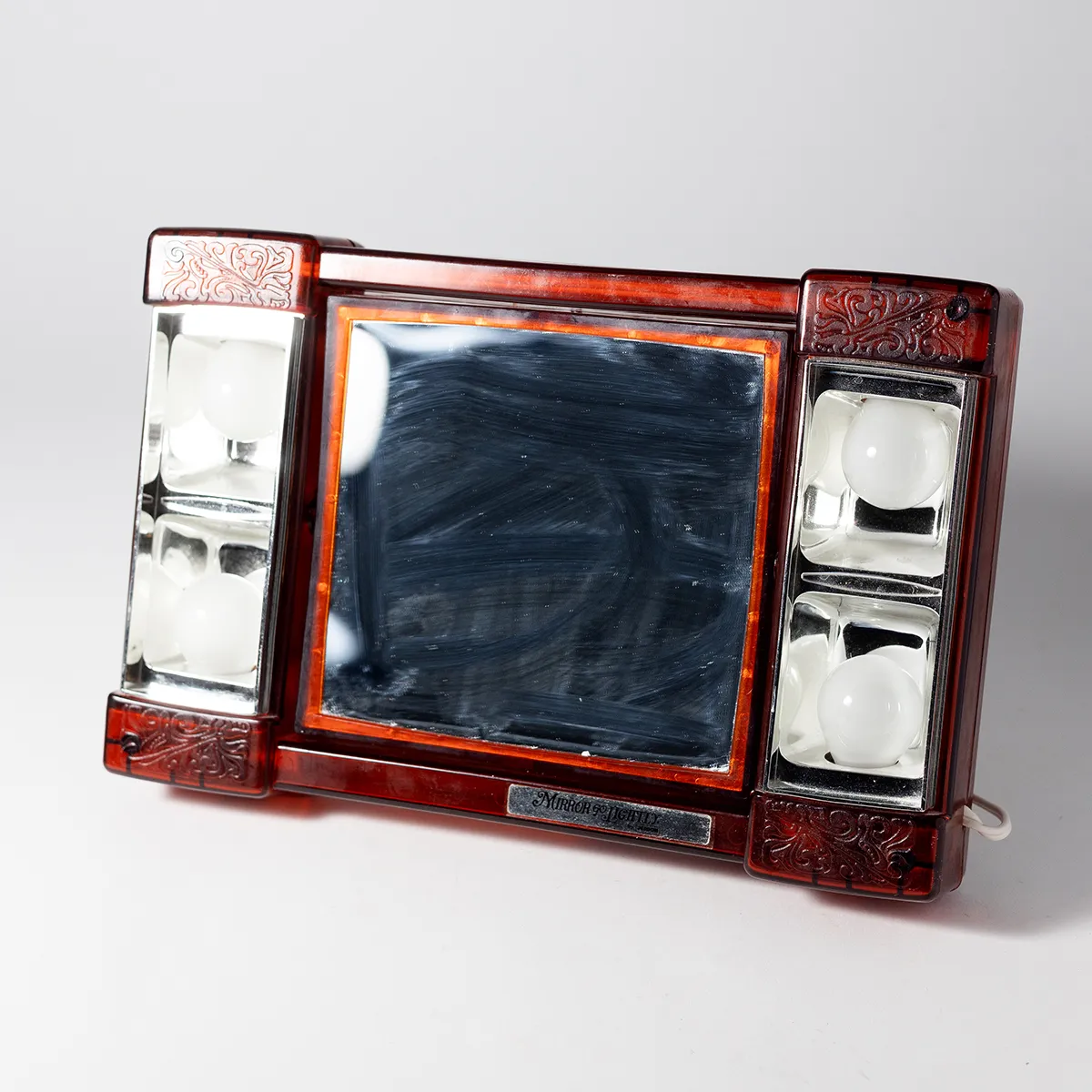 Lighted Magnifying Vanity Mirror Vintage Red/Brown Garnet colored Case WORKS!