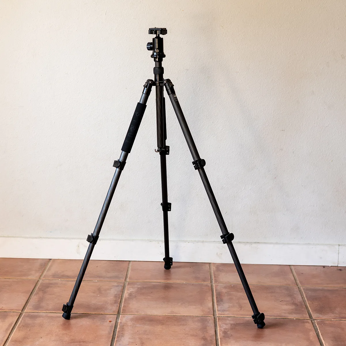 2020 Black Metal Camera Tripod Equipment