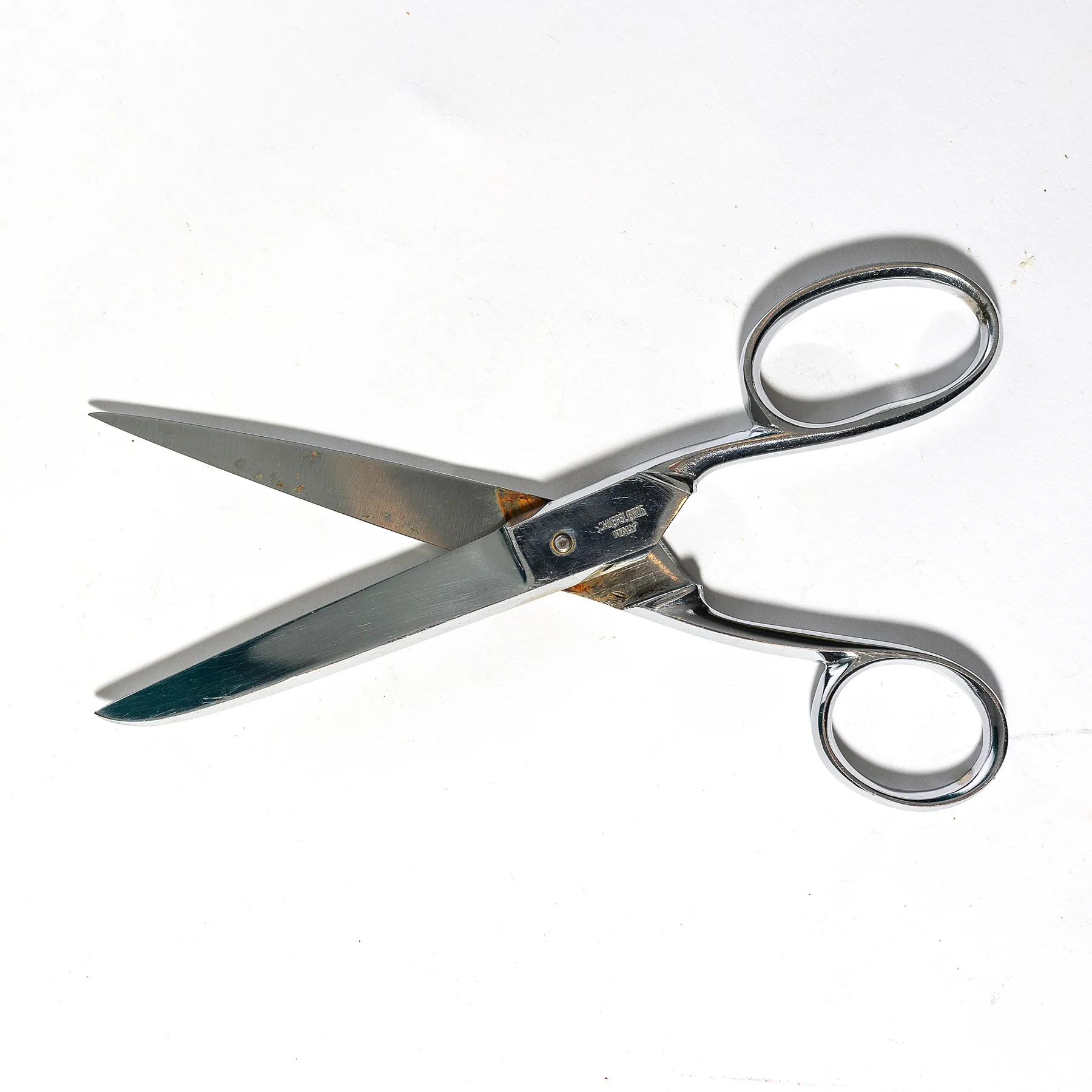 Vintage Sewing Scissors - 7" x 2.5" 