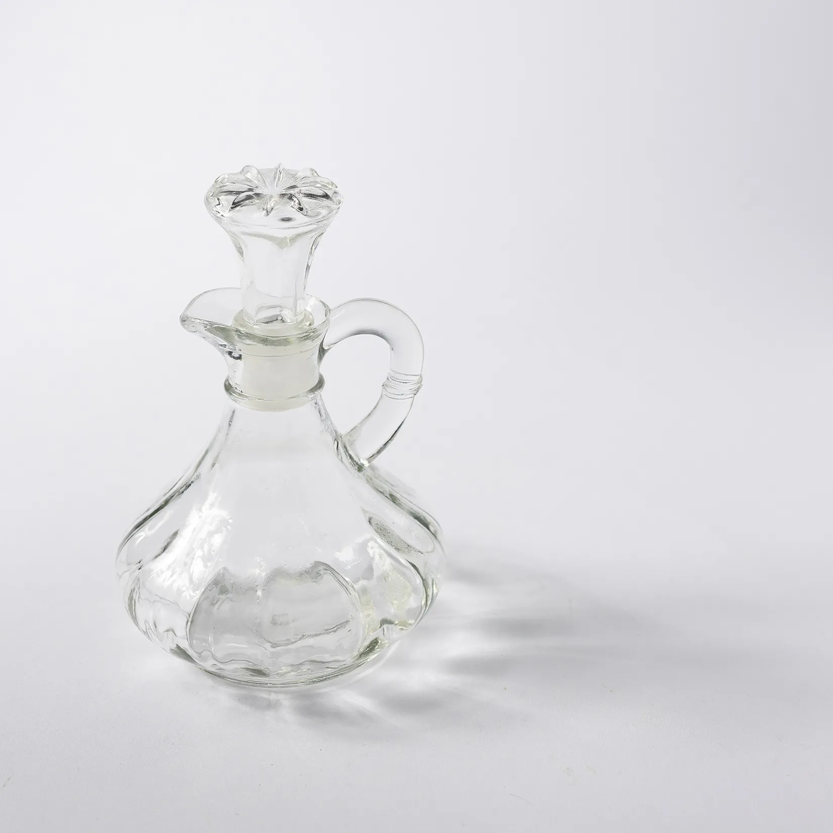 olive oil decanter with stopper - 5.5" x 4"