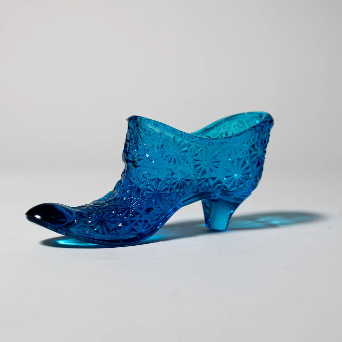 Victorian Daisy Button Aqua Blue Translucent Glass SLIPPER