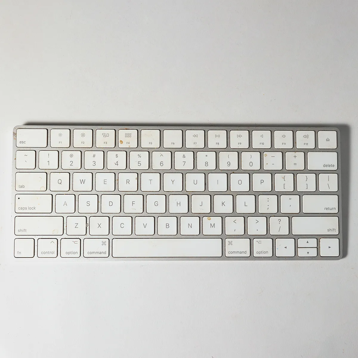 Apple Magic Keyboard Silver and White