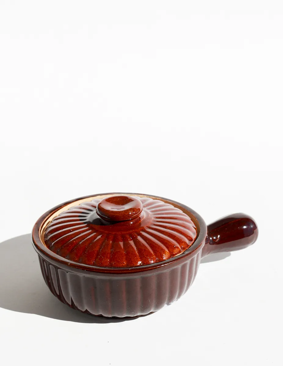 Vintage USA Pottery lidded and handled soup crock or bowl.