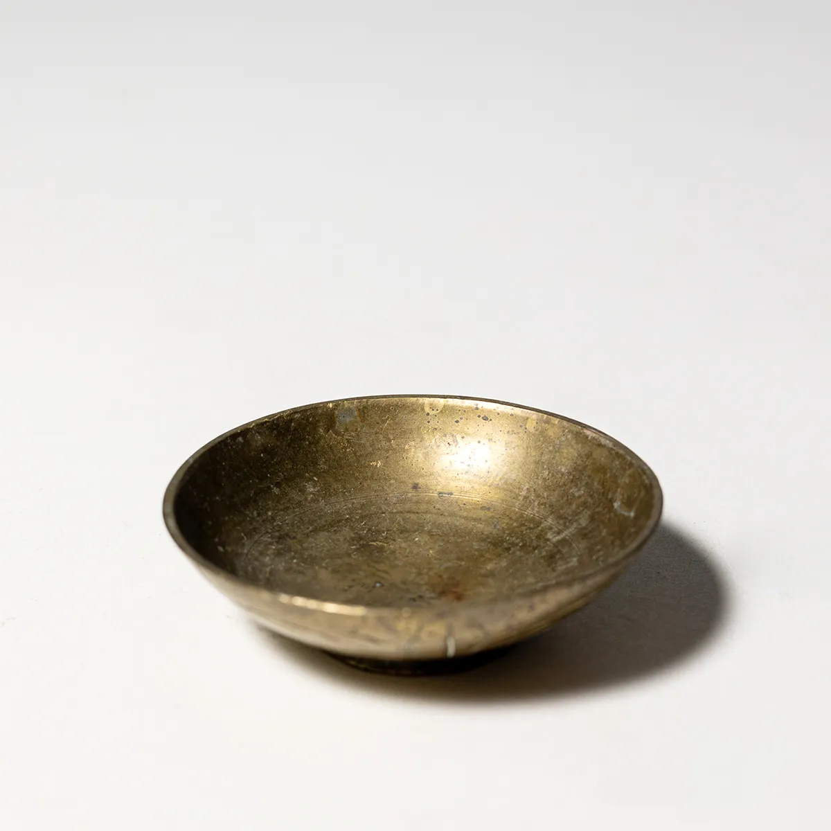Small Brass Pinch Bowl Asian characters etched on the outside