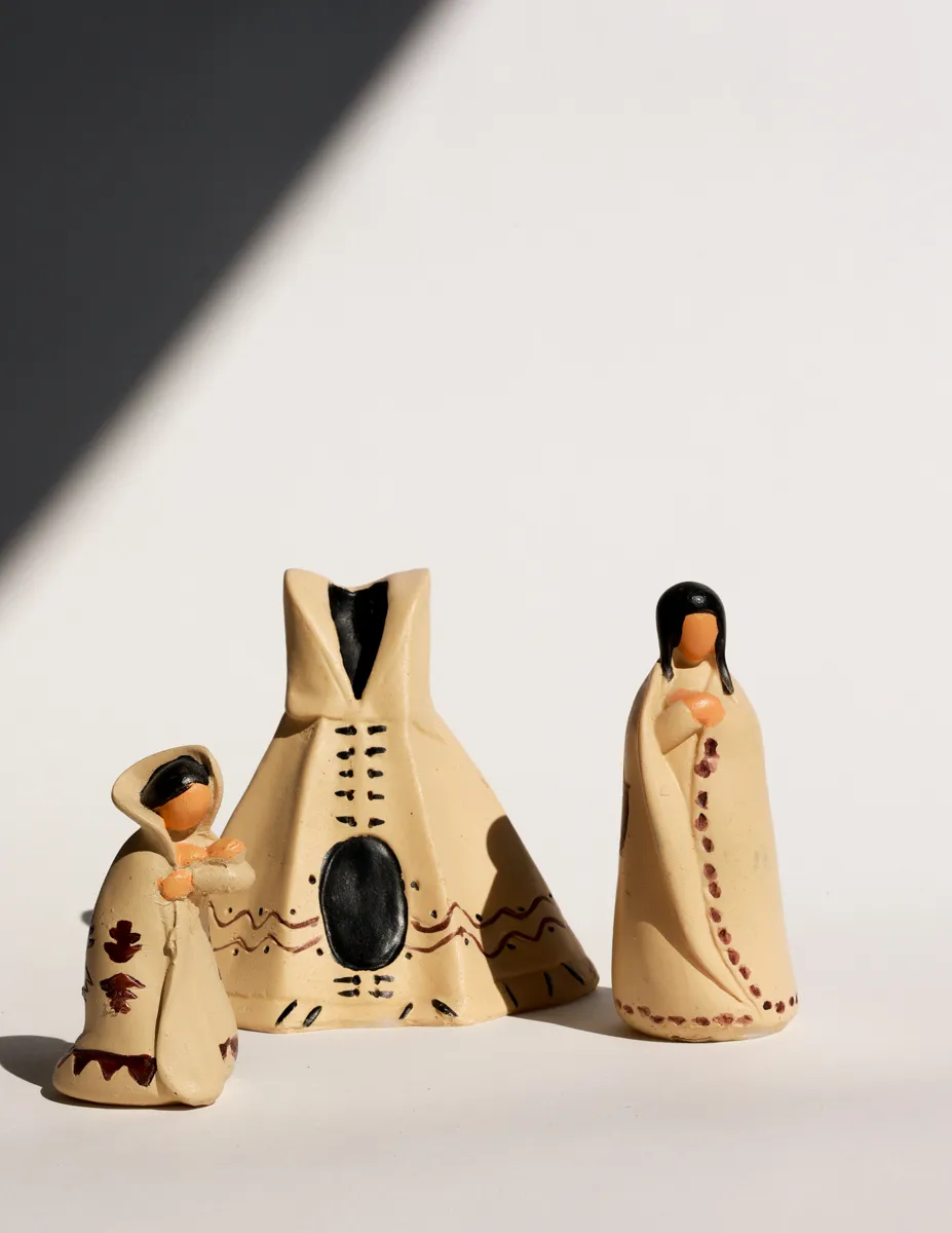 Native American Indian Hand painted Resin Family with Teepee 3 pc Set
