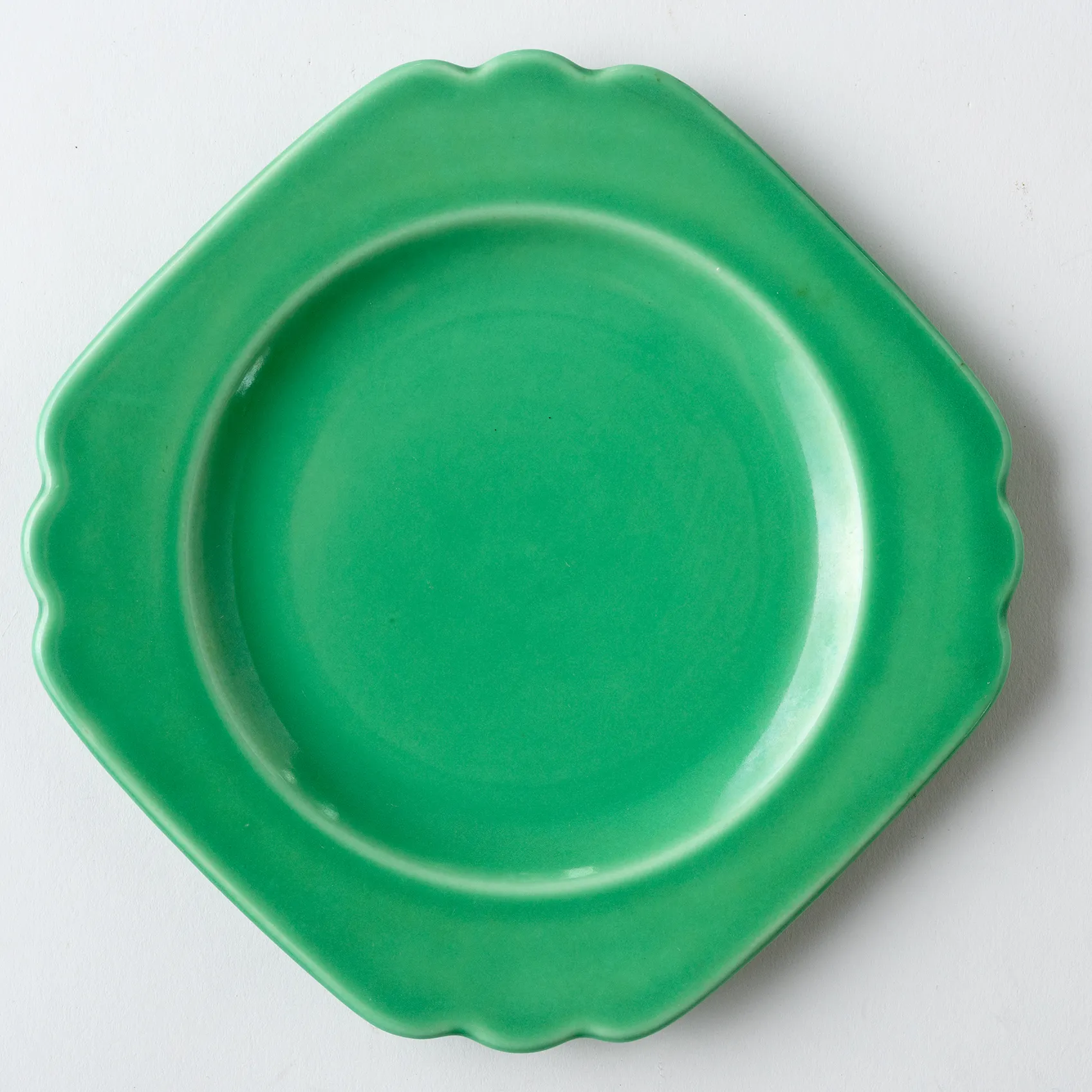 Vintage Fiestaware Green Plate with Scalloped Corners