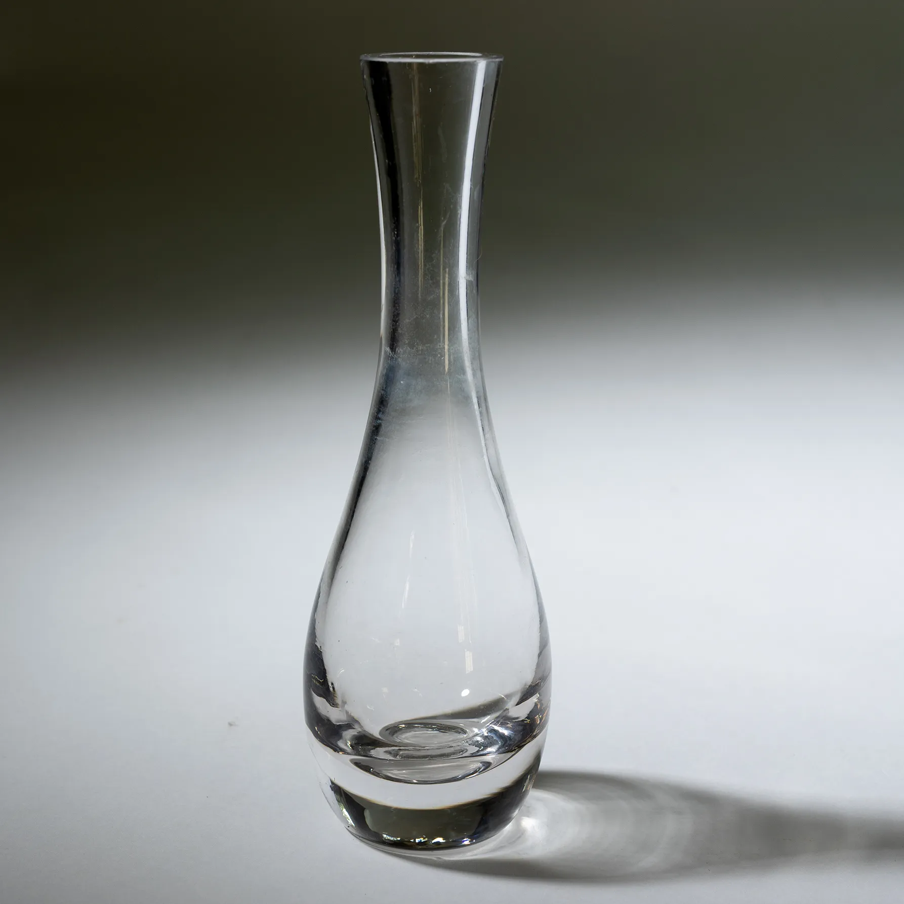 Tear Drop Shaped Clear Glass Flower Bud Vase 